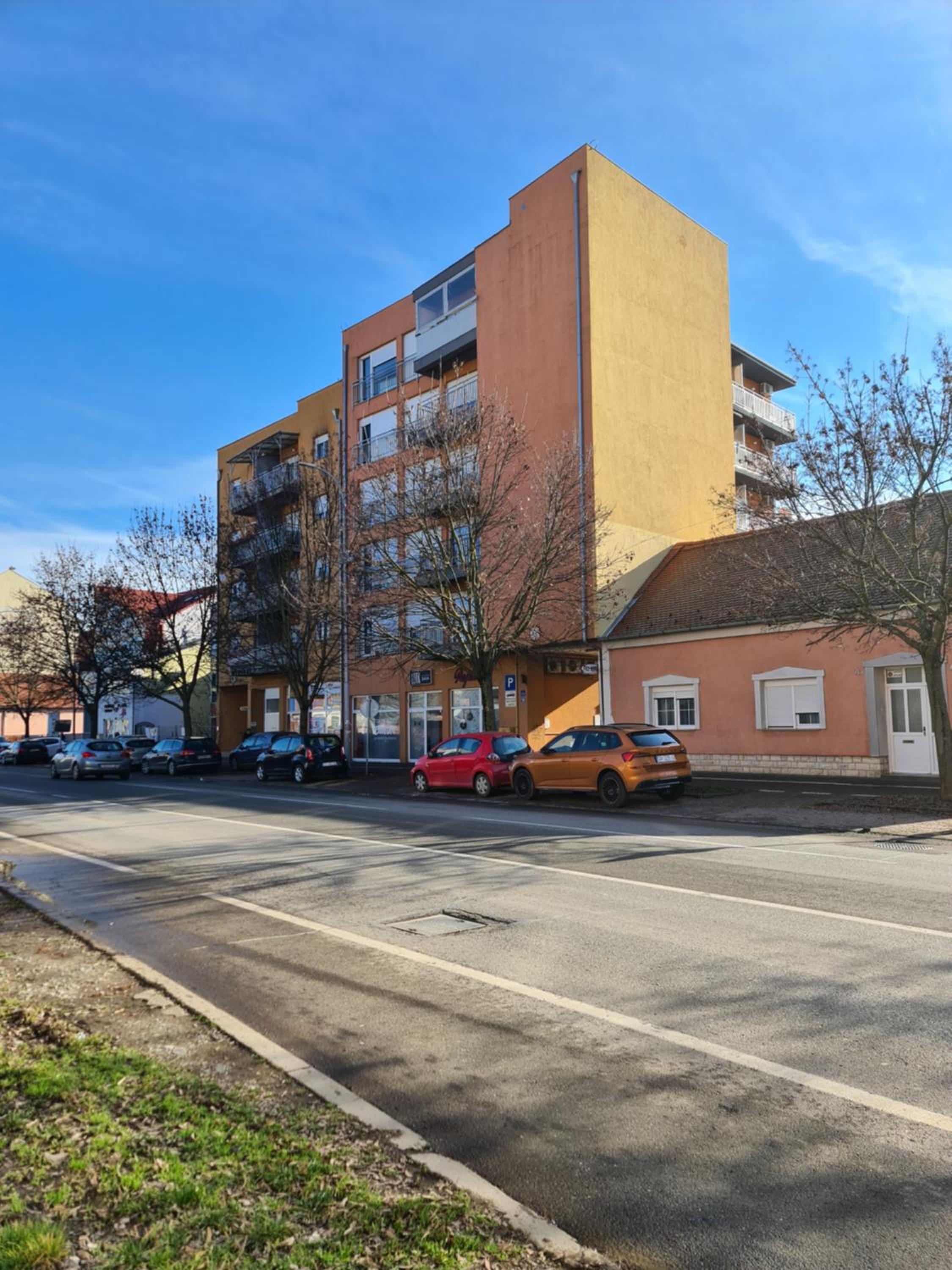 Photo 18