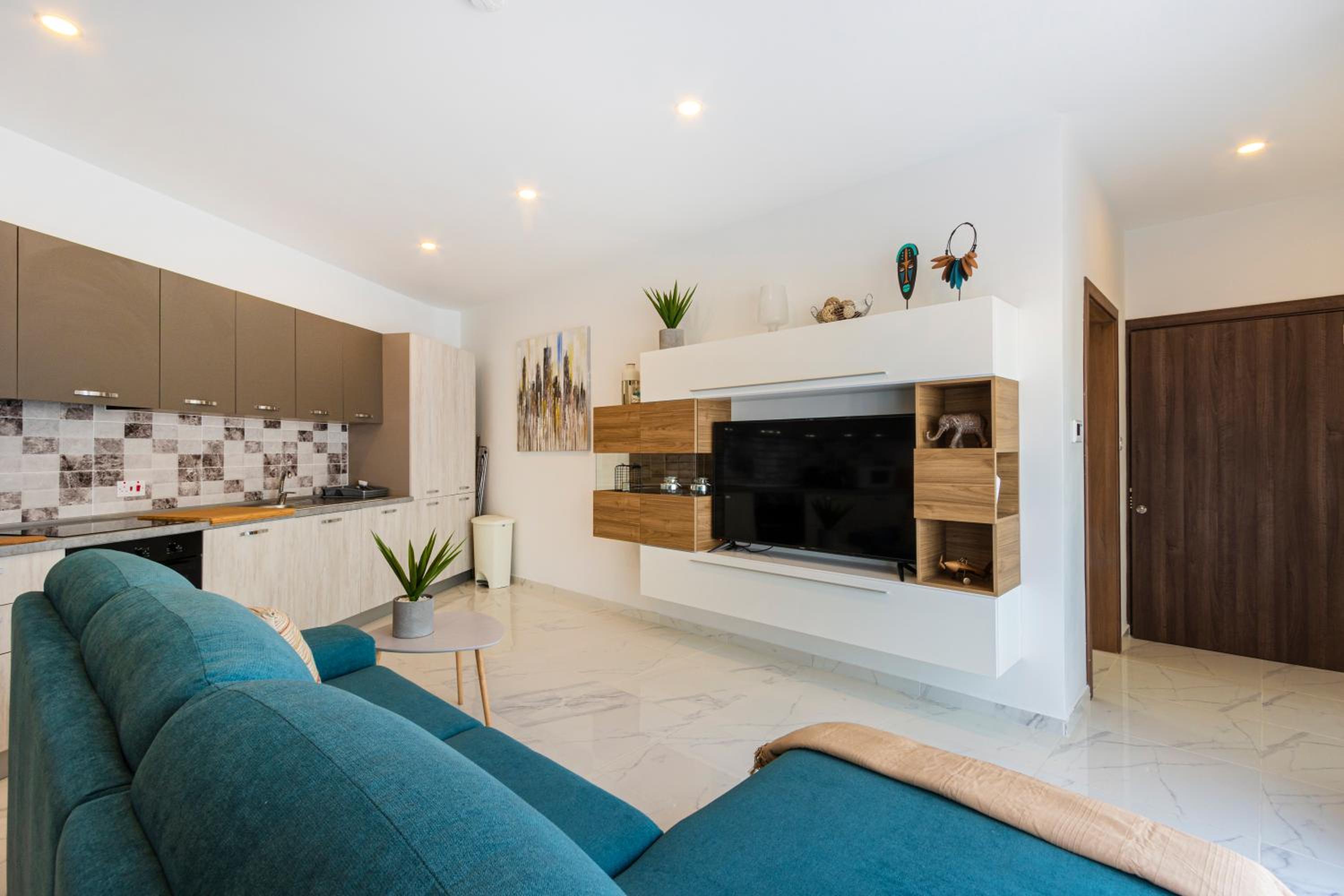 H4- Modern Penthouse with Large Terrace and Views view 4