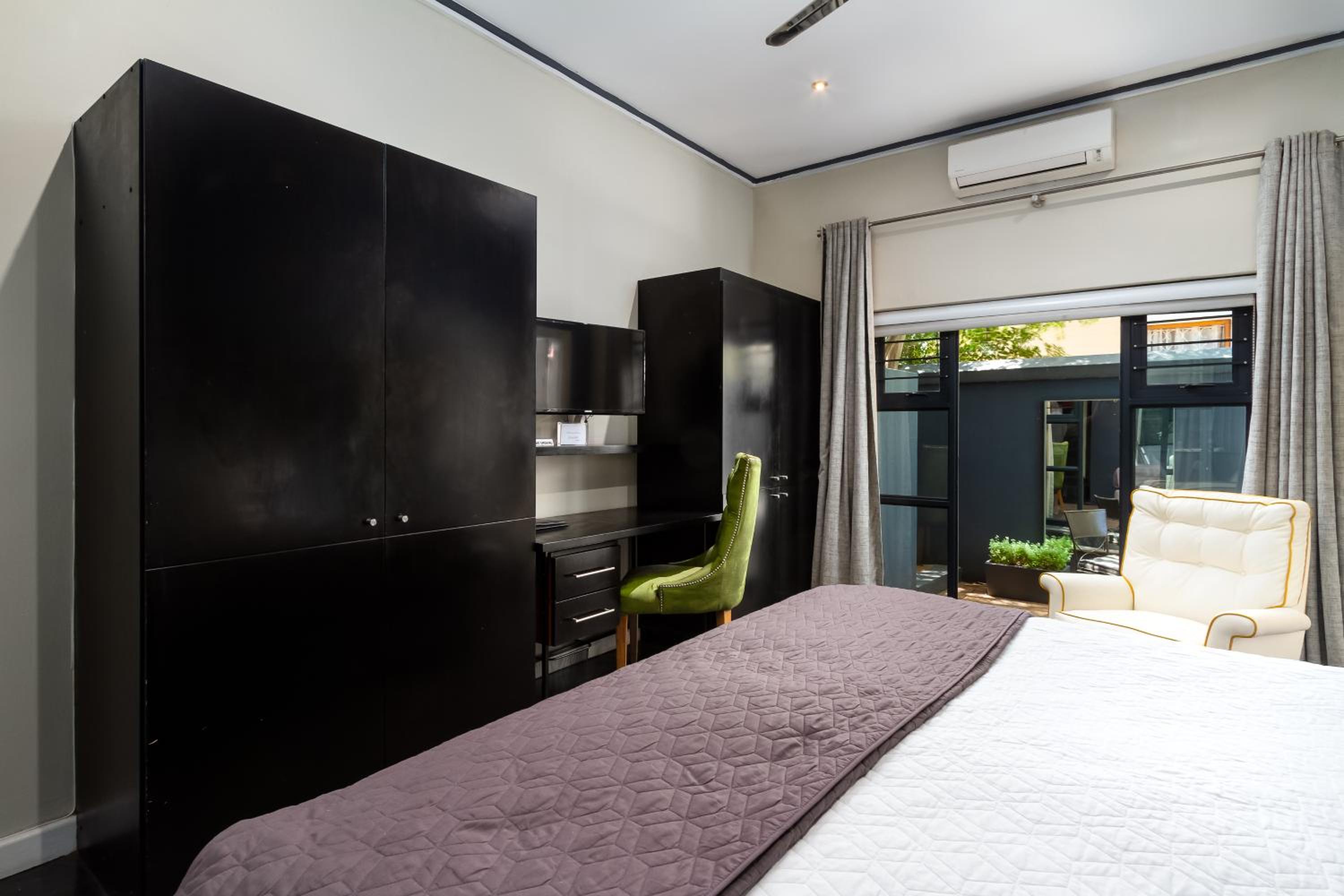 Life & Leisure Boutique Guesthouse