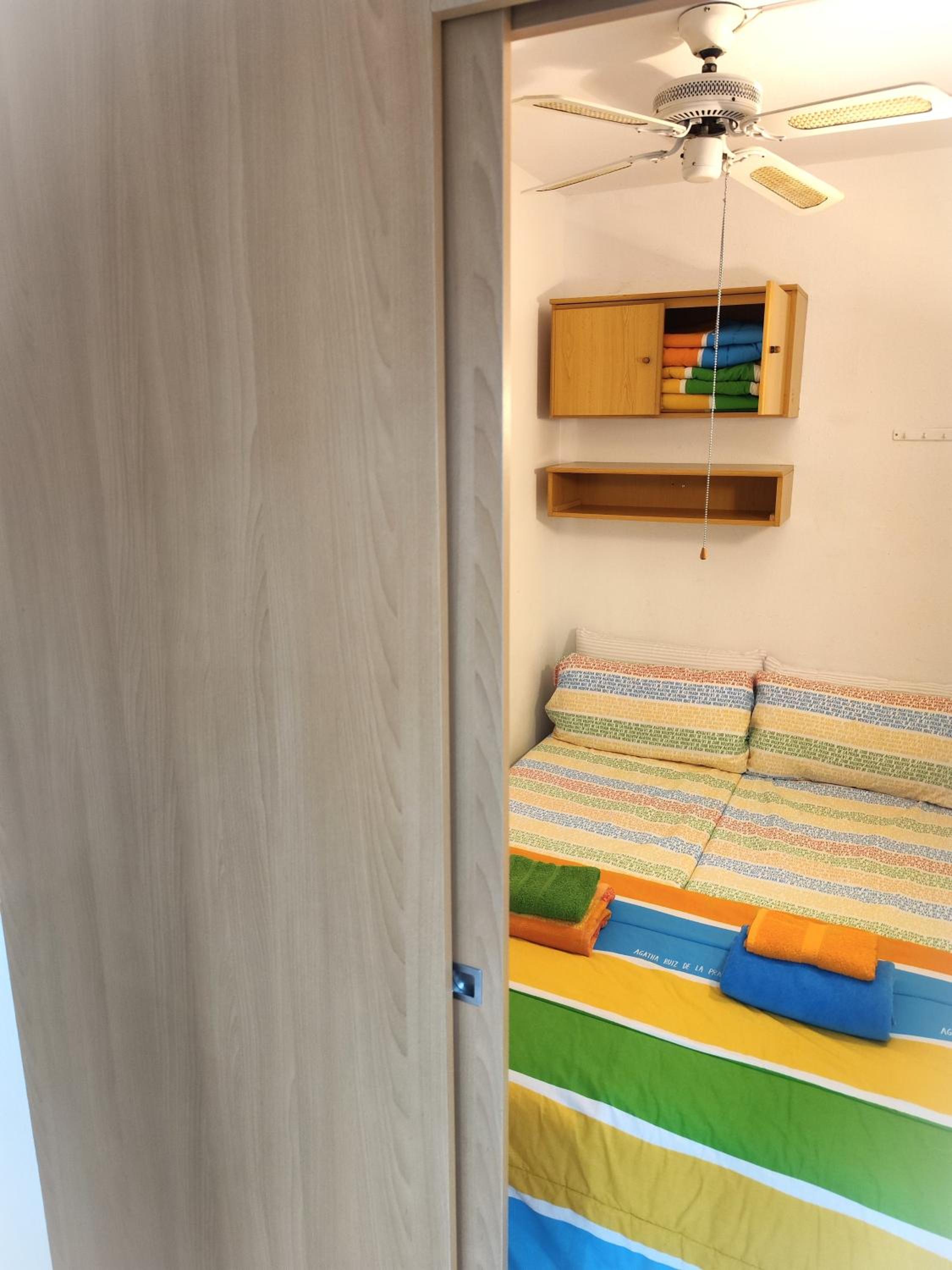 Luminoso apartamento en SALOU con TERRAZA y PARQUE INFANTIL IDEAL FAMILIAS