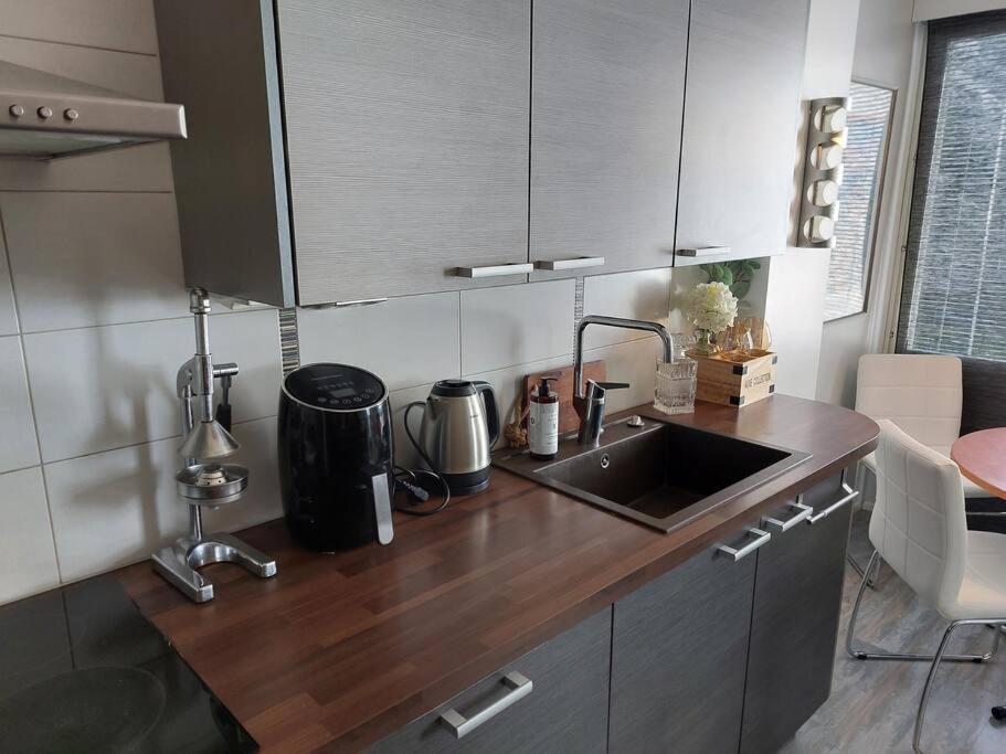 2 BR cityhome 1-6 pers, WIFI, washing machine