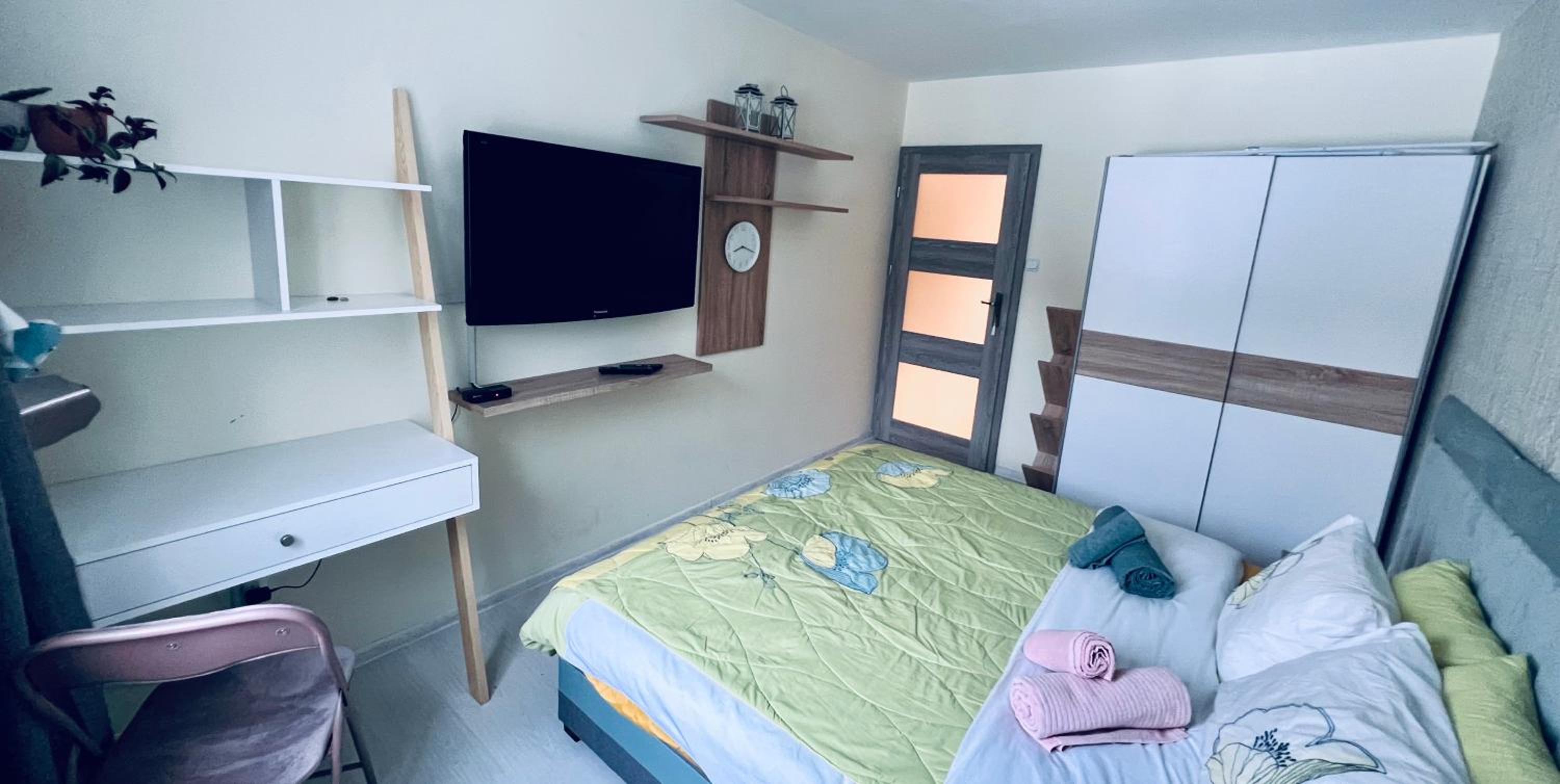 Kolobrzeska PRL Apartment with modern touch