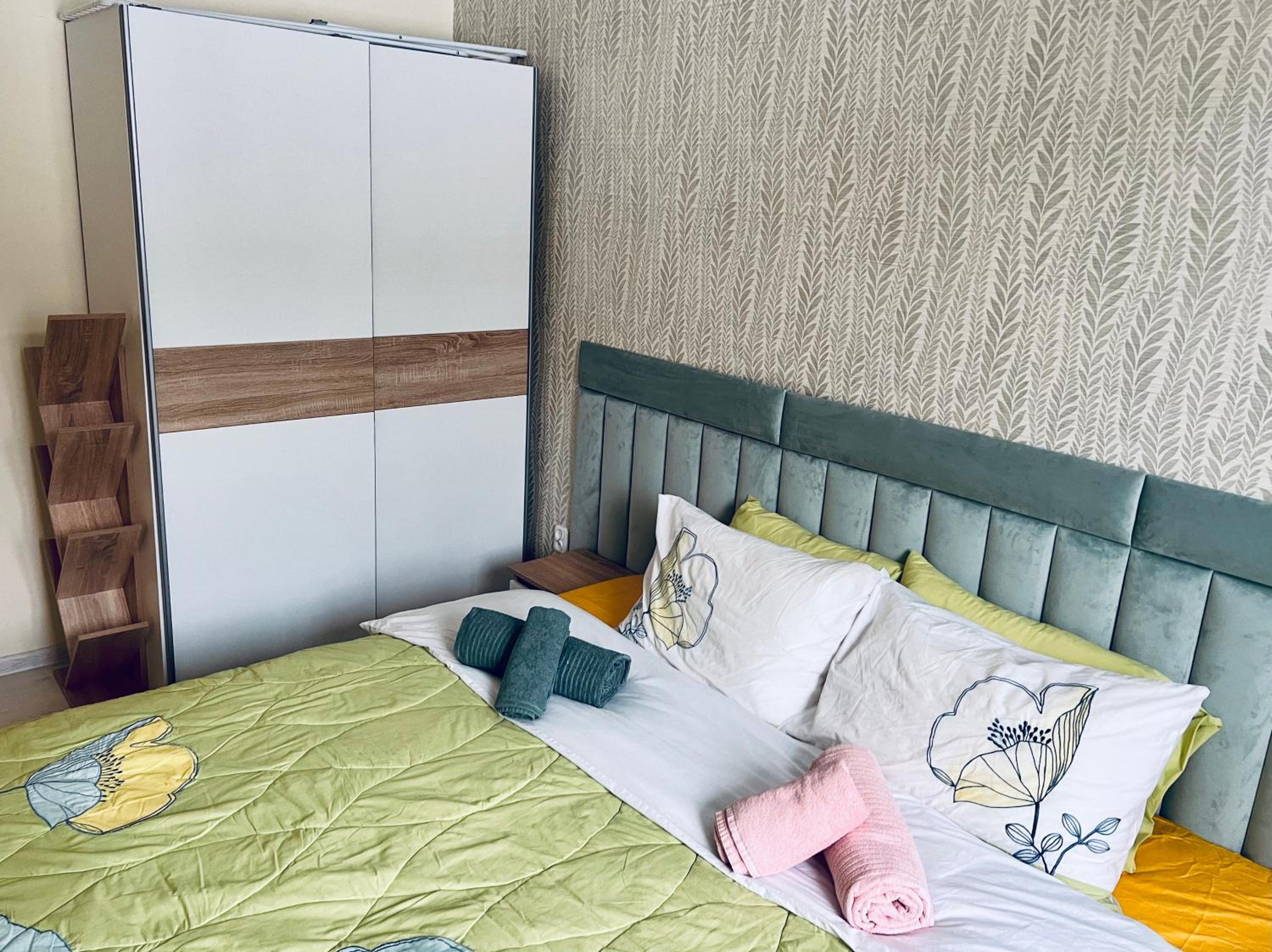 Kolobrzeska PRL Apartment with modern touch