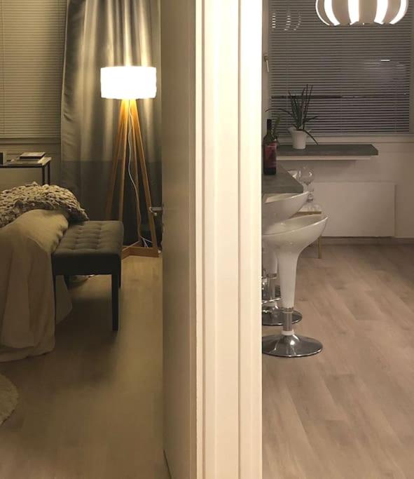 1 BR cityhome 1-5 pers, WIFI, washing machine