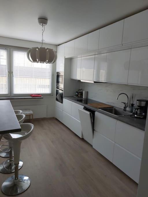 1 BR cityhome 1-5 pers, WIFI, washing machine