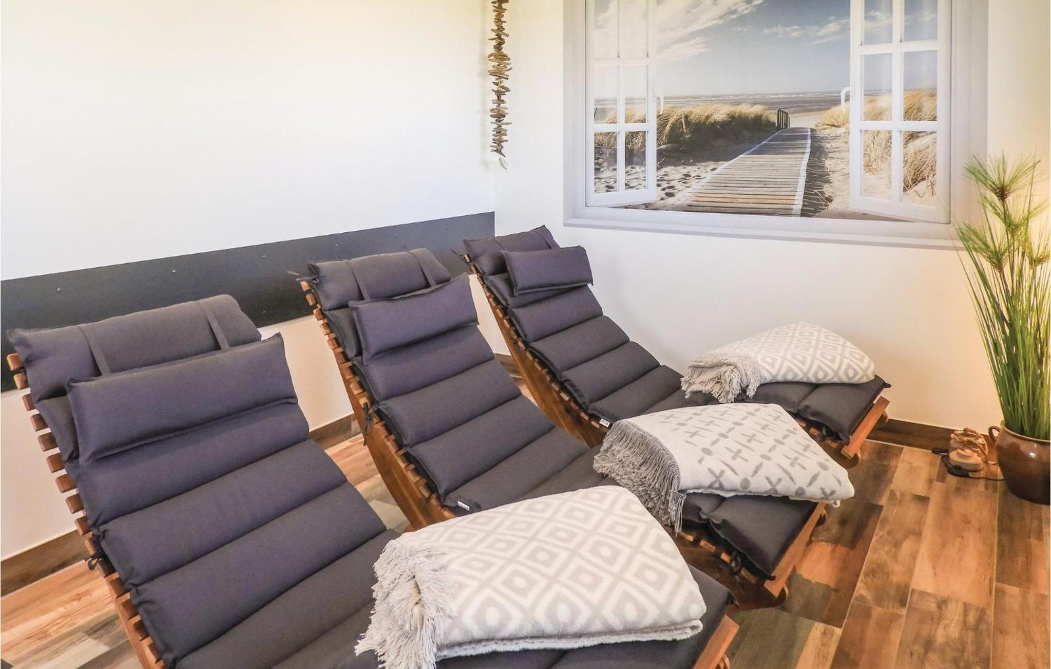 Gorgeous Home In Dagebüll With Wifi