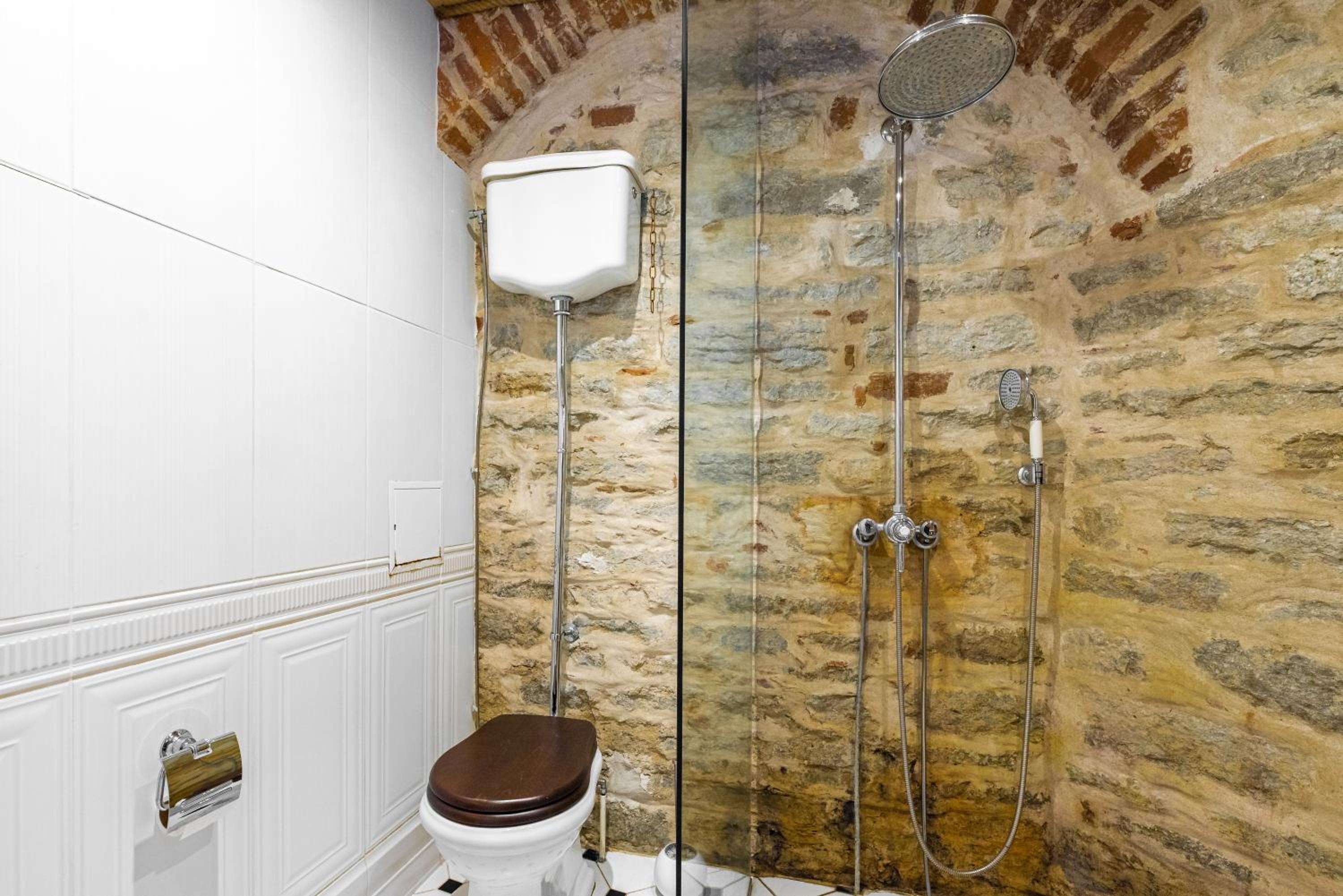 Photo 36