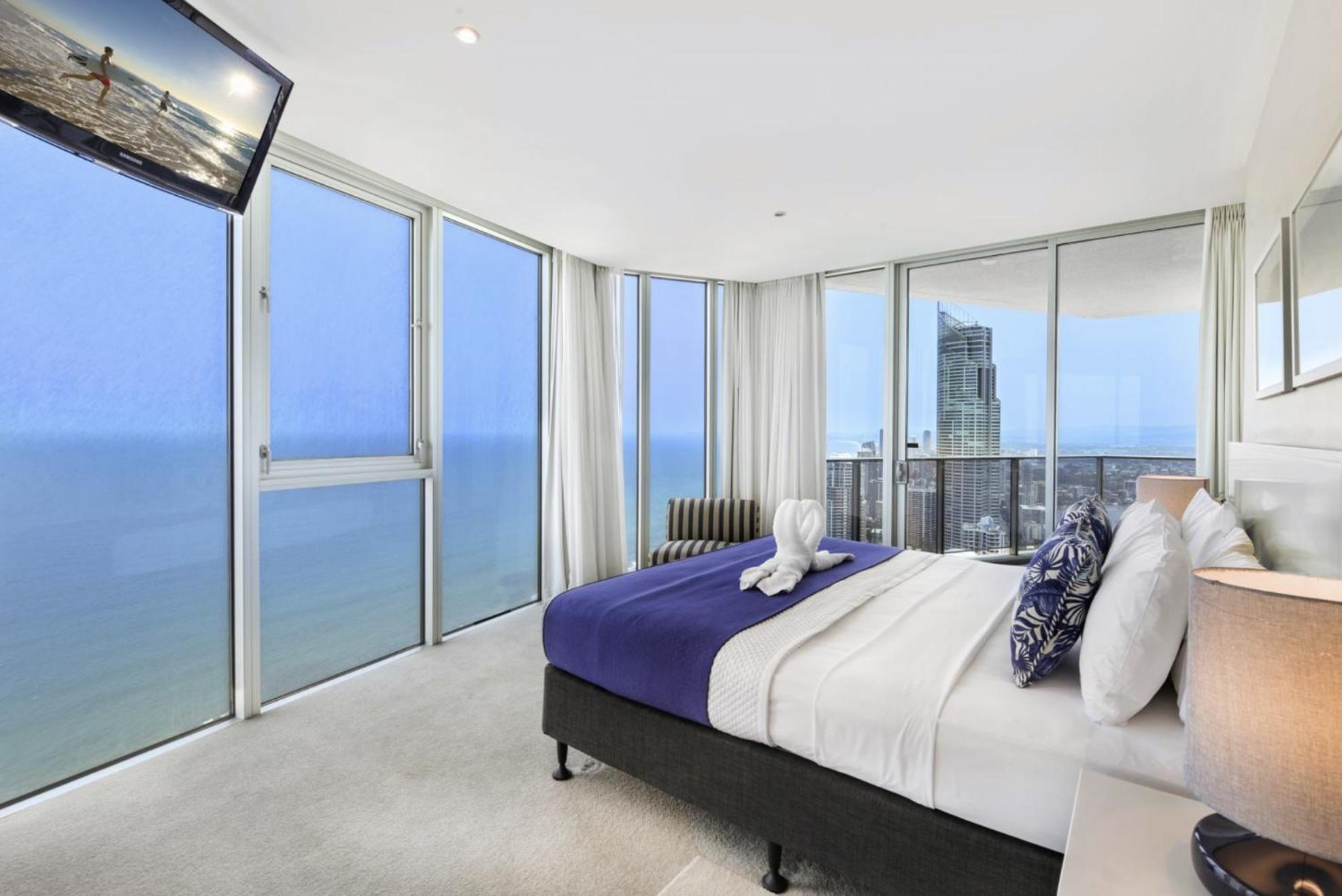 49th Floor Apartment with Ocean and Skyline Views sitting above the Hilton Hotel