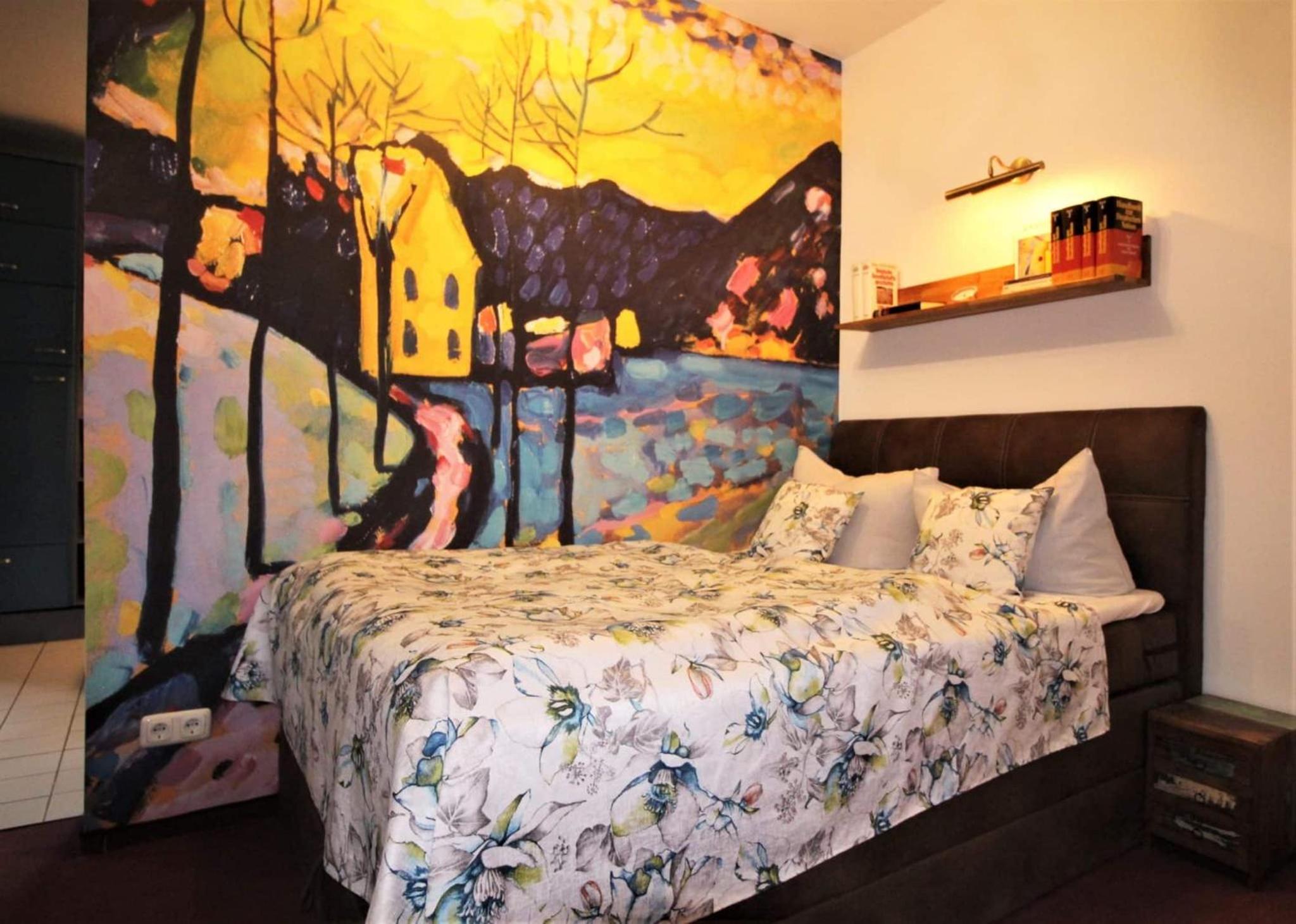 Strandvilla Hubertus Boltenhagen - H7 - Ferienwohnung Maisonette Apartment Kandinsky mit seitlichem Meerblick Parkplatz WLAN voll ausgestattete Küche Garte