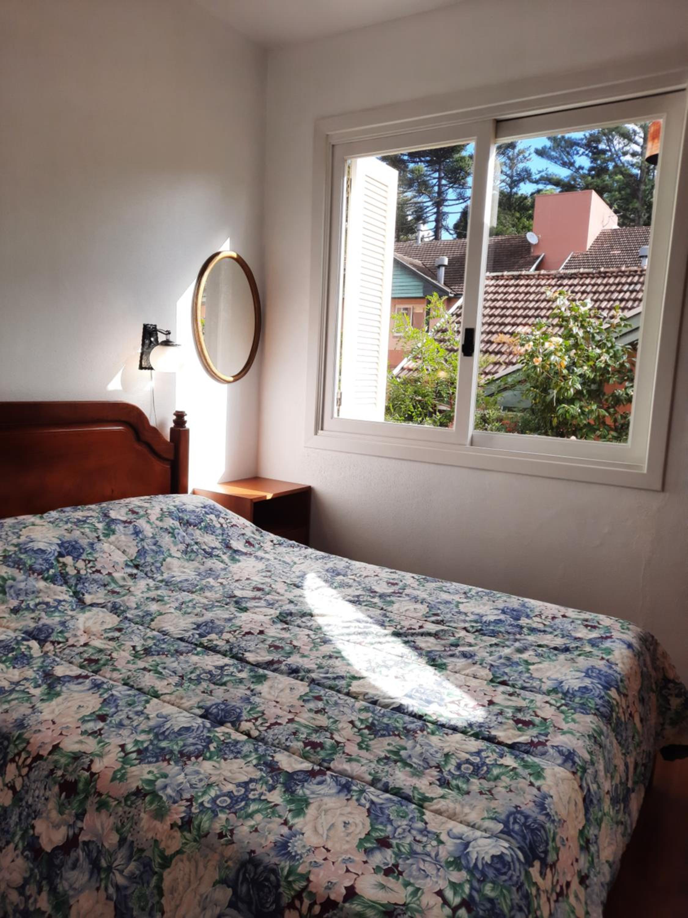Excelente Duplex em Gramado - com lareira em condomínio privativo