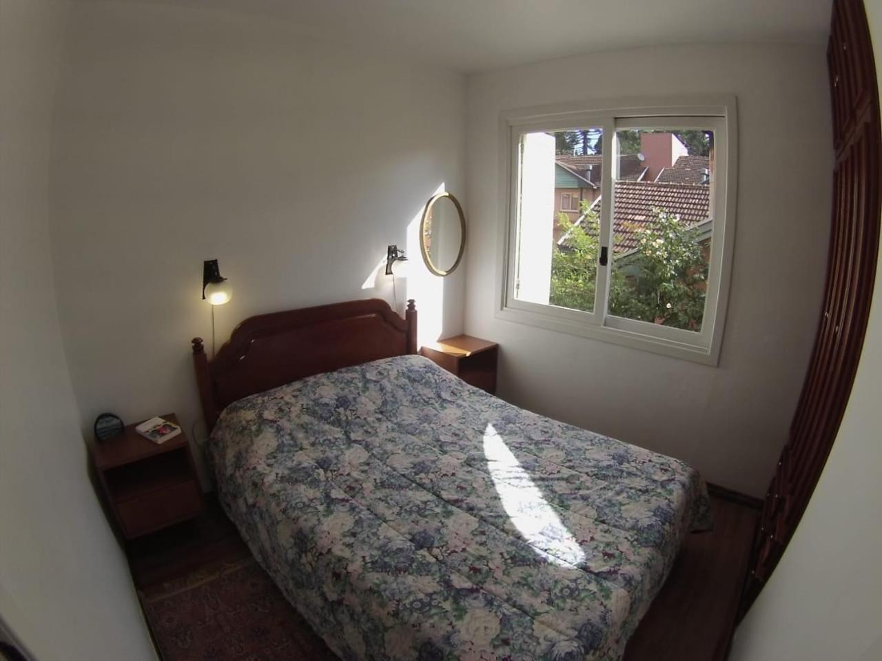 Excelente Duplex em Gramado - com lareira em condomínio privativo