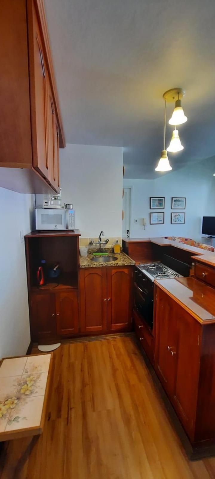 Excelente Duplex em Gramado - com lareira em condomínio privativo