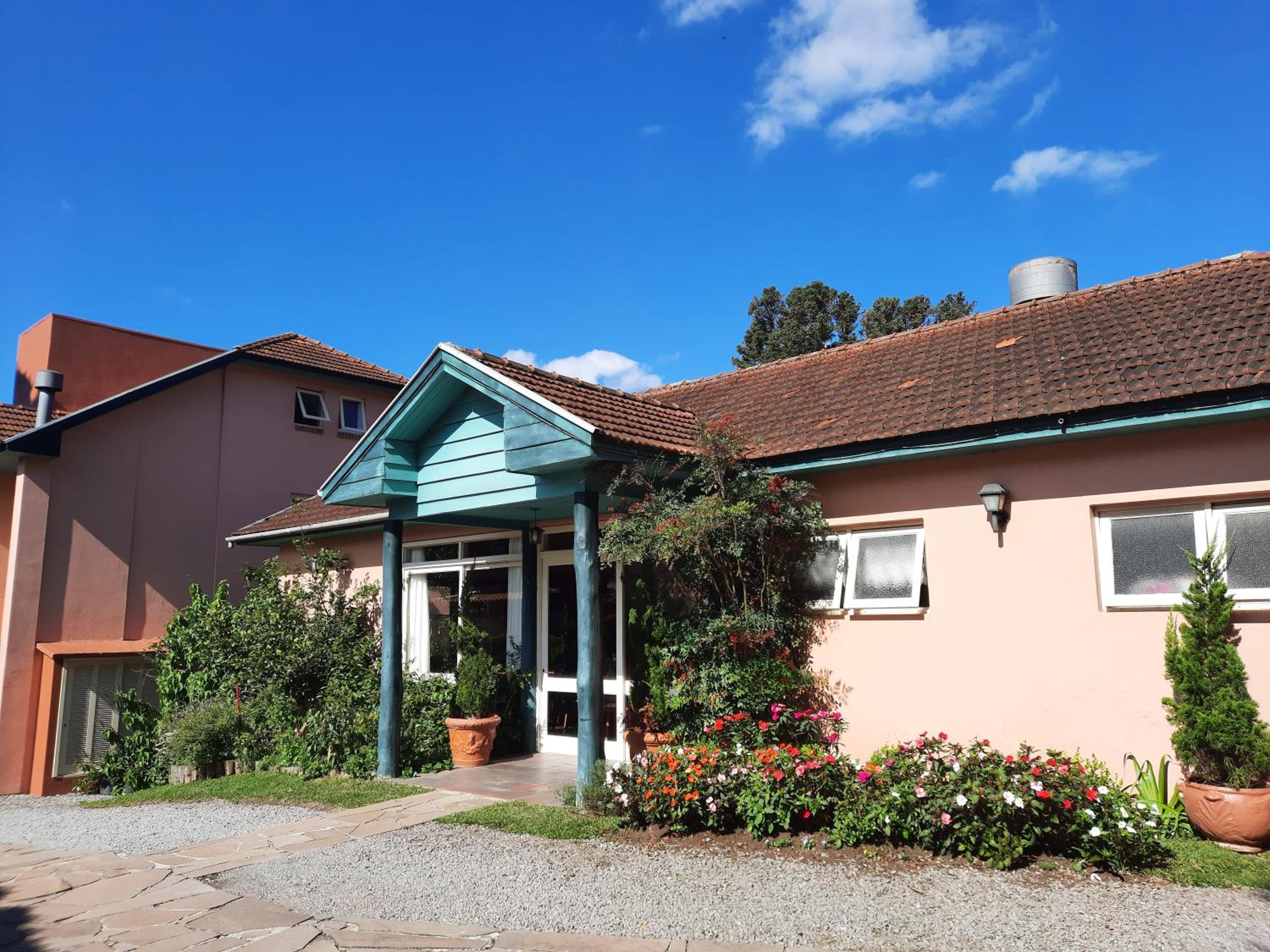 Excelente Duplex em Gramado - com lareira em condomínio privativo