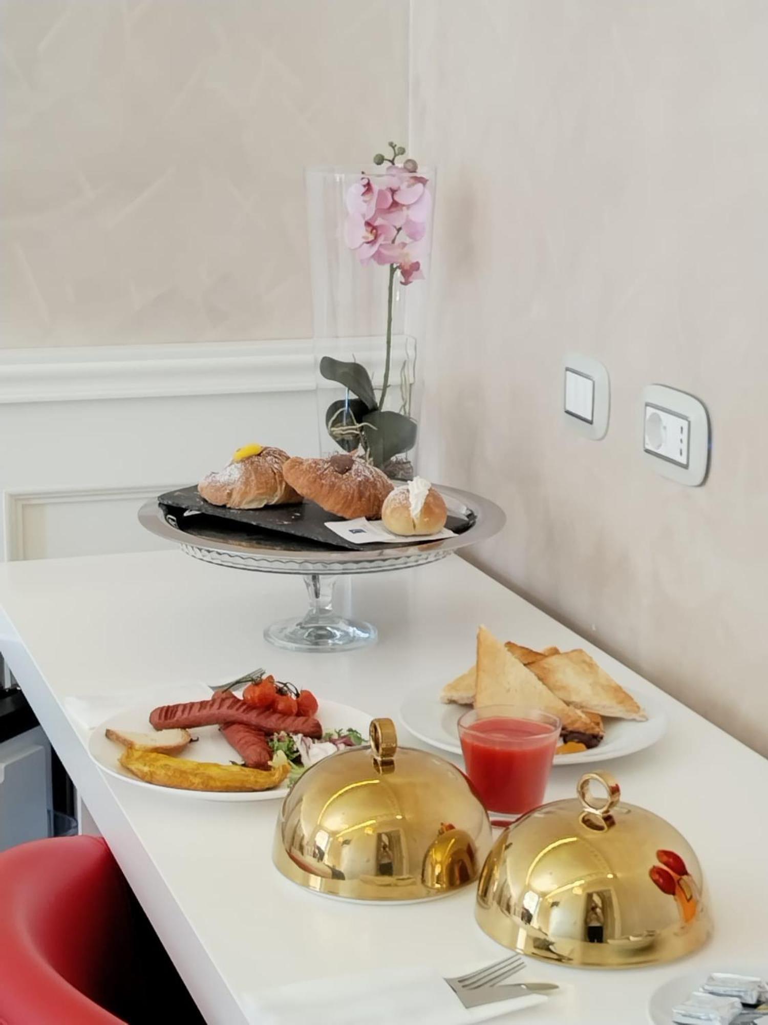 Piazza Venezia Luxury Suite