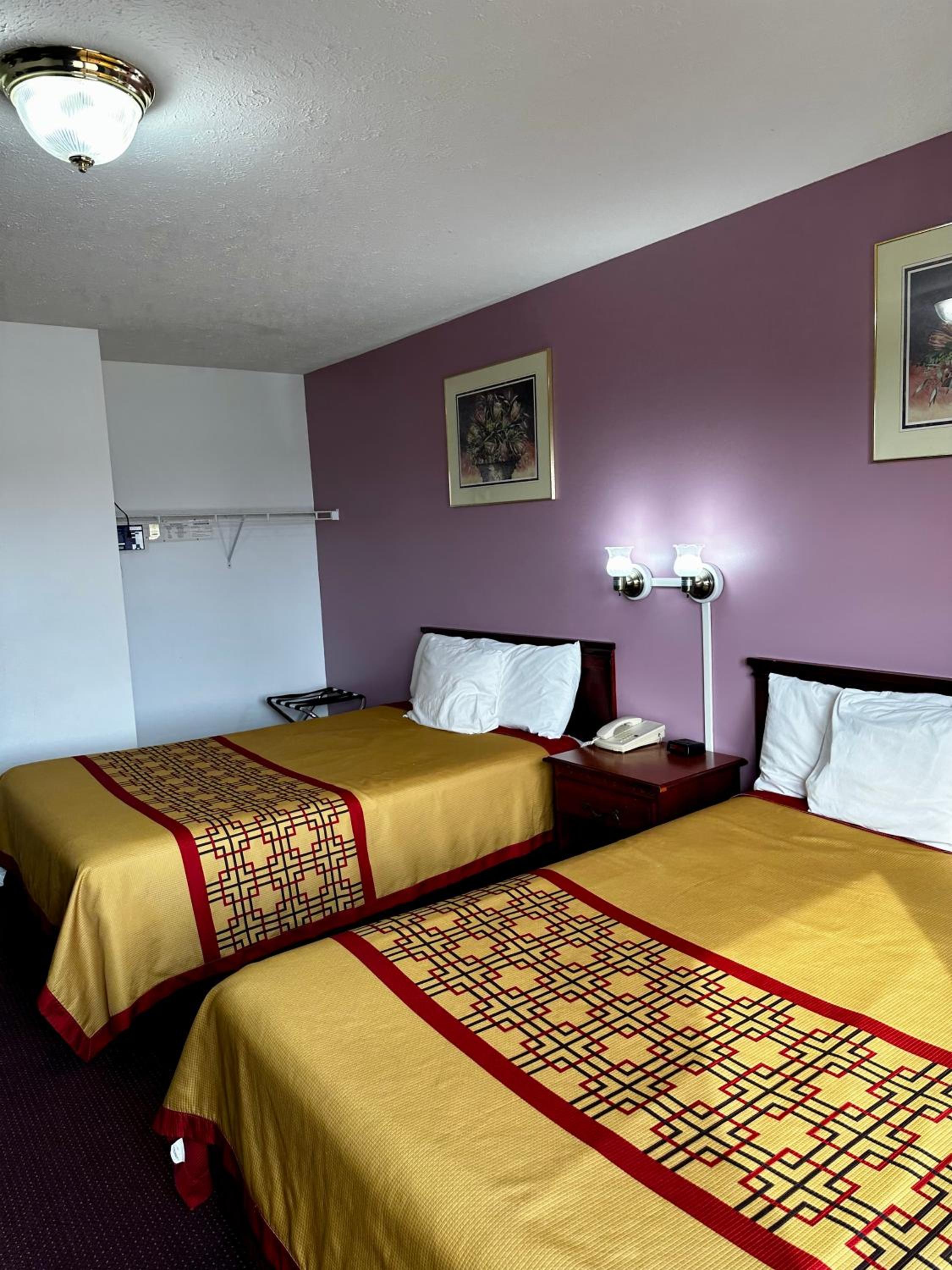 Attica Inn - Property Image 10