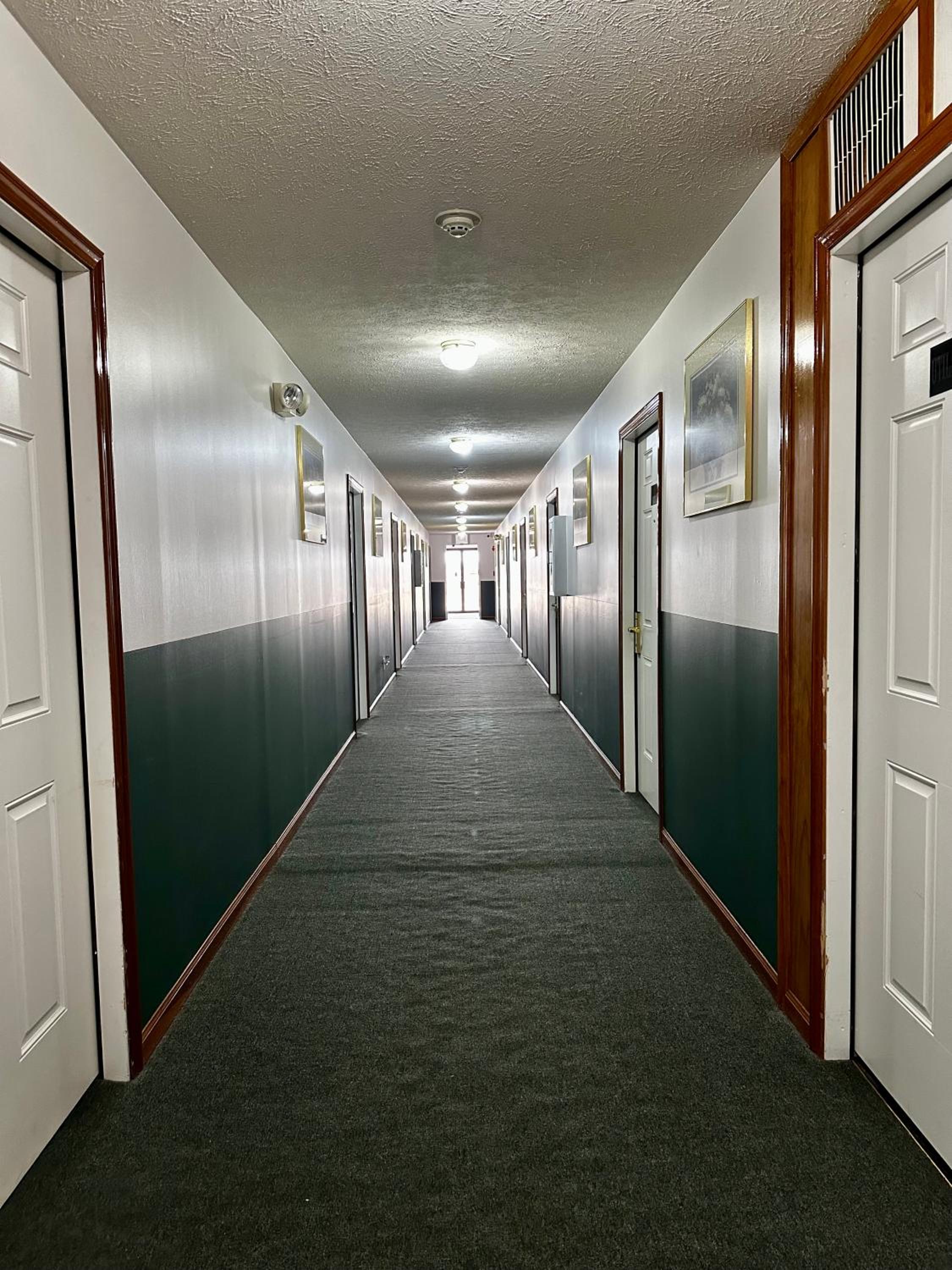 Attica Inn - Property Image 19