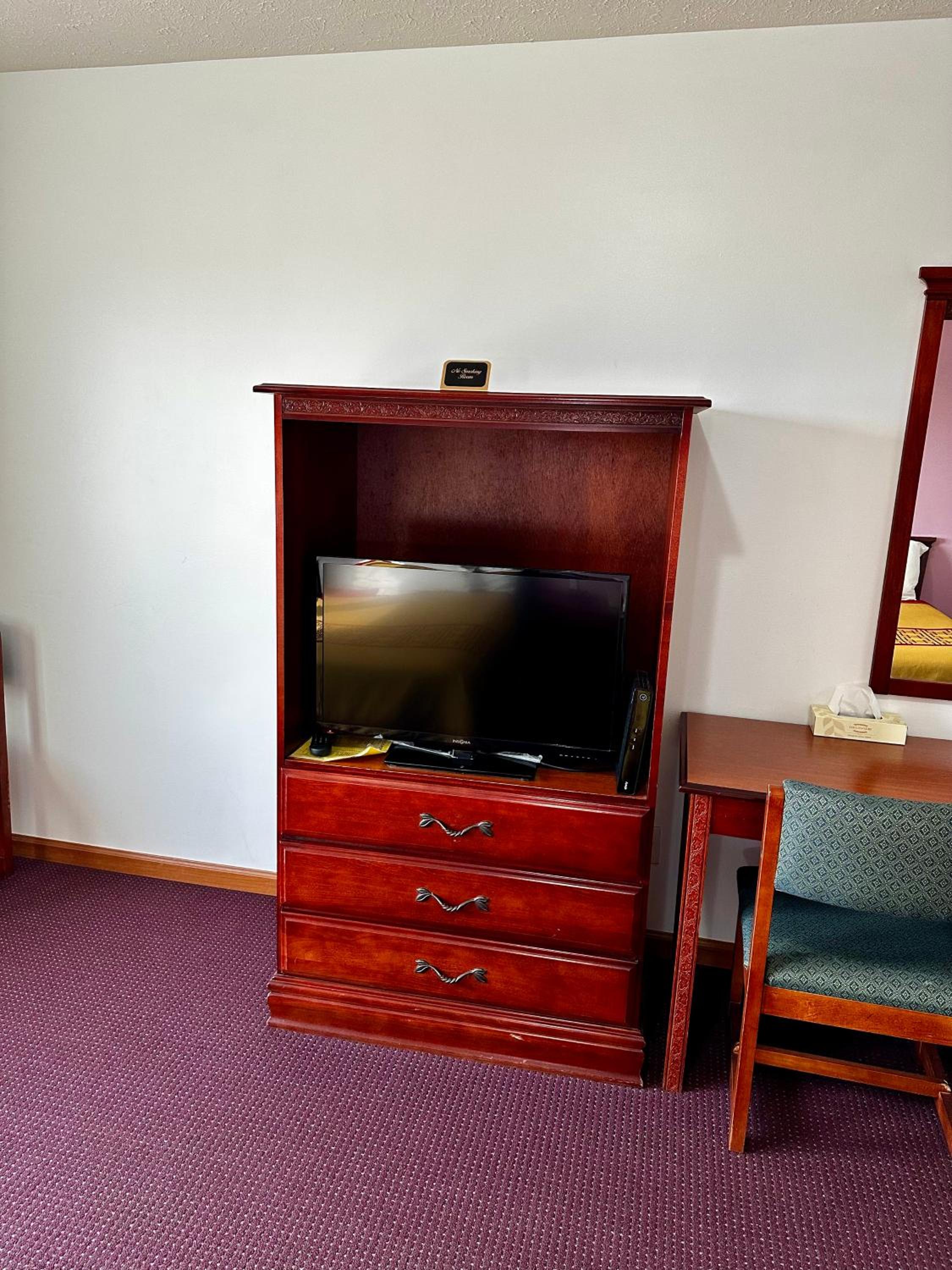 Attica Inn - Property Image 41