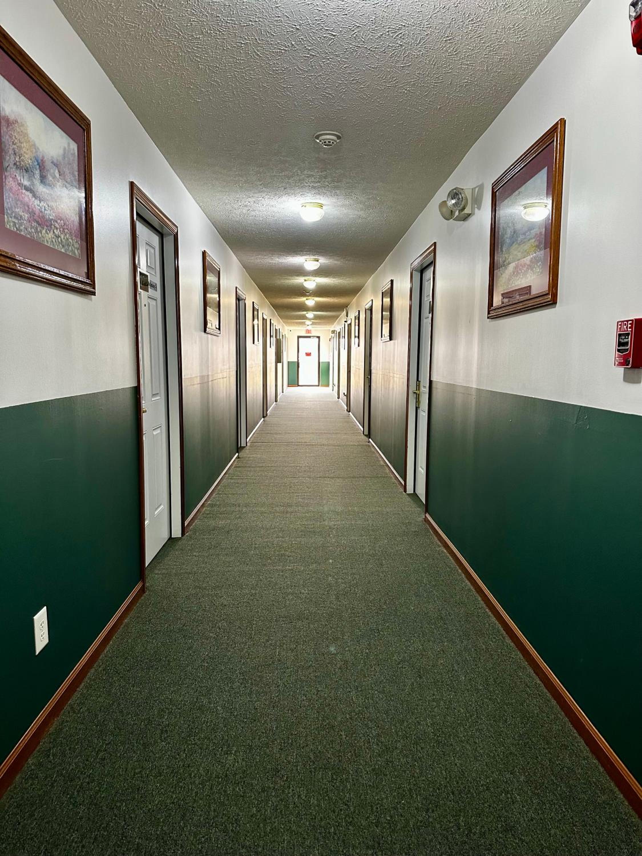 Attica Inn - Property Image 52