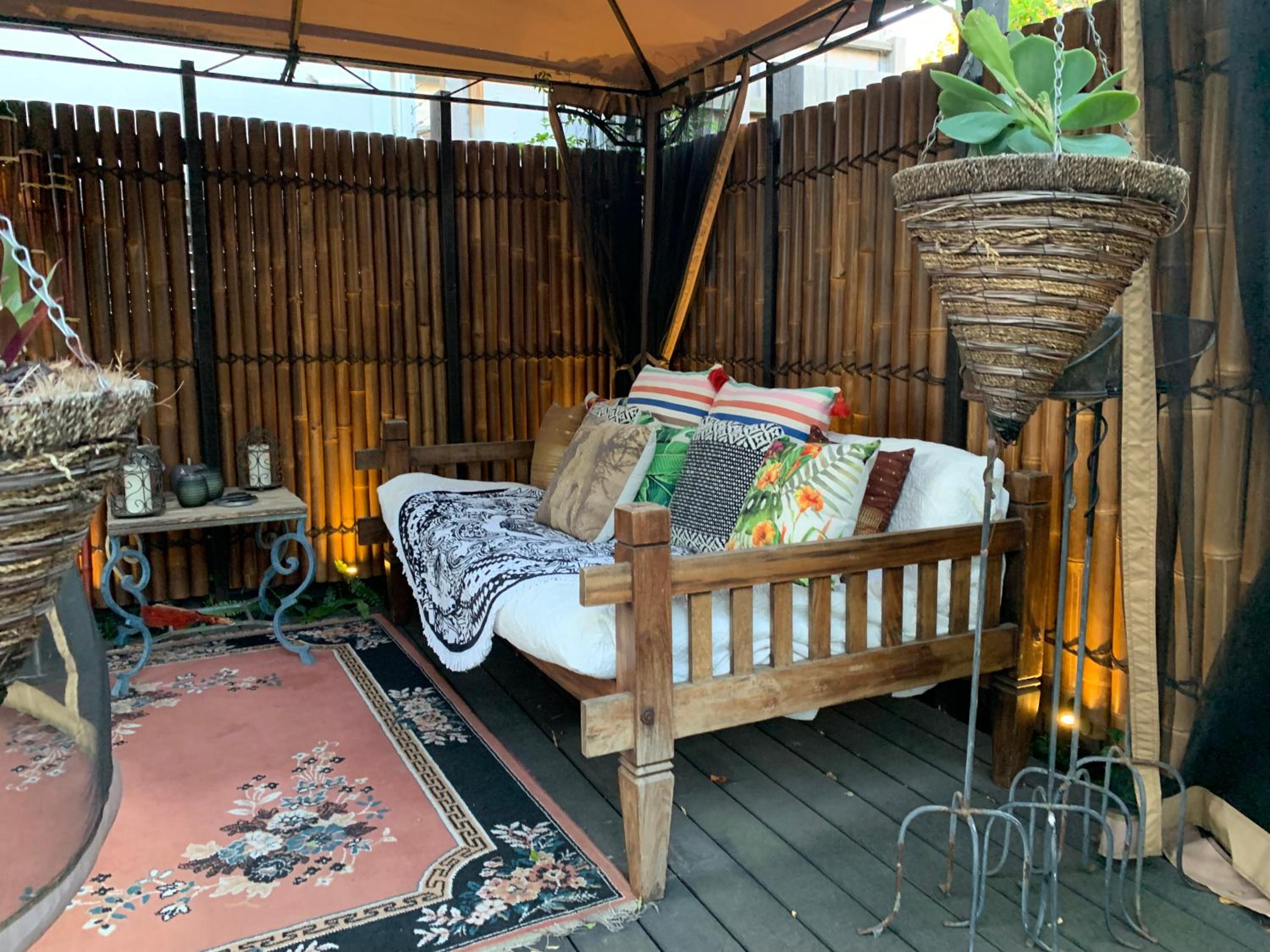 Bayside Boutique Retreat- Black Rock, Melbourne.