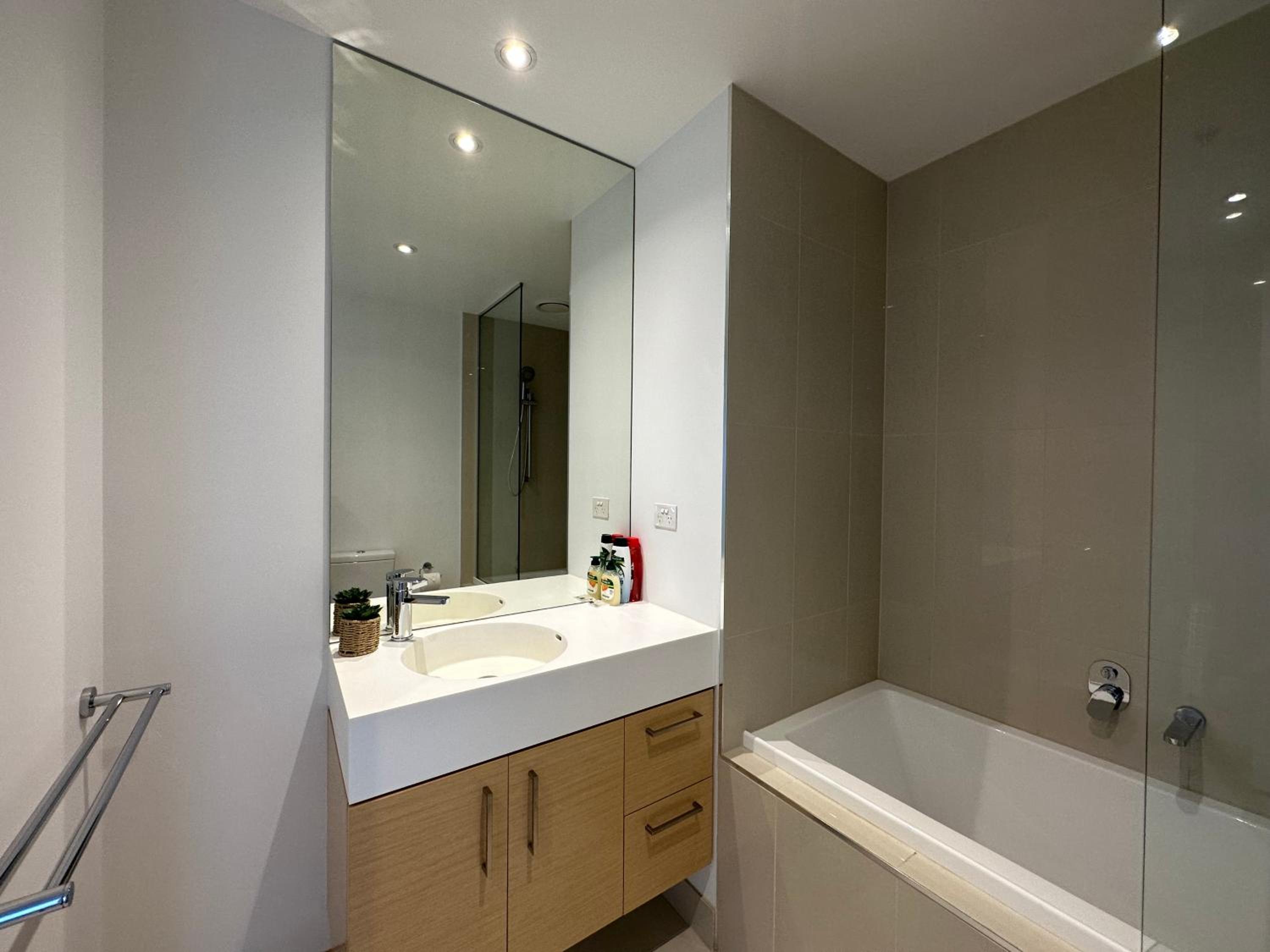 Prima Tower Apartment Face to Crown by GoodLive