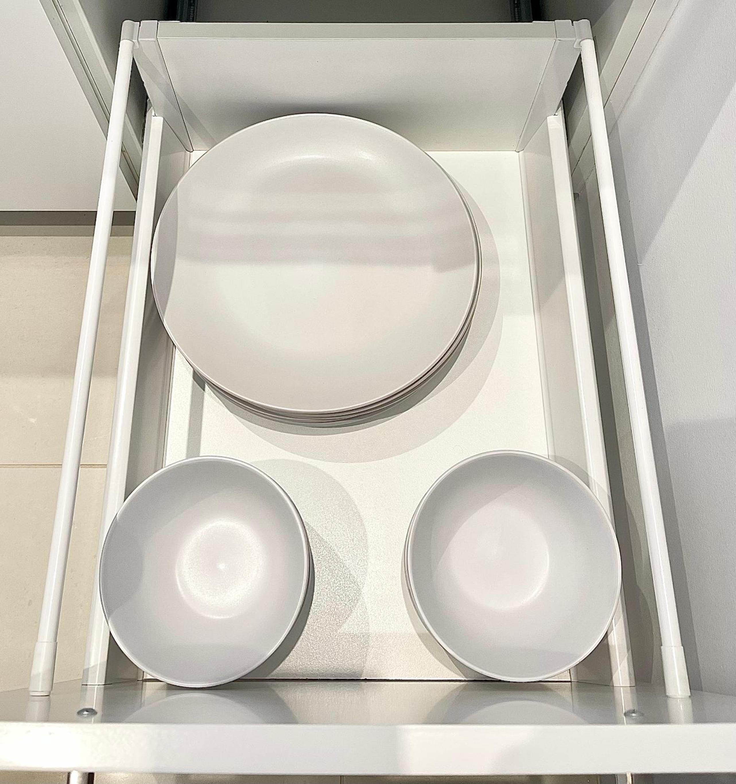 Prima Tower Apartment Face to Crown by GoodLive