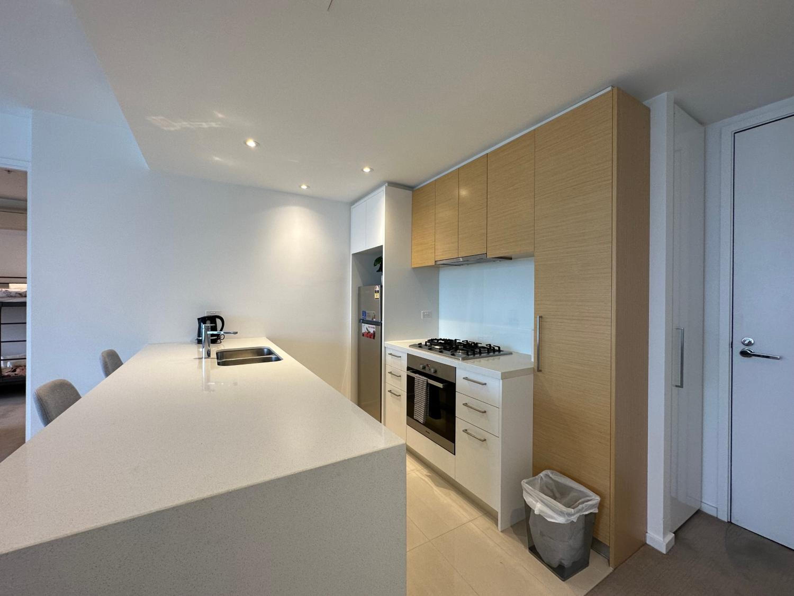 Prima Tower Apartment Face to Crown by GoodLive
