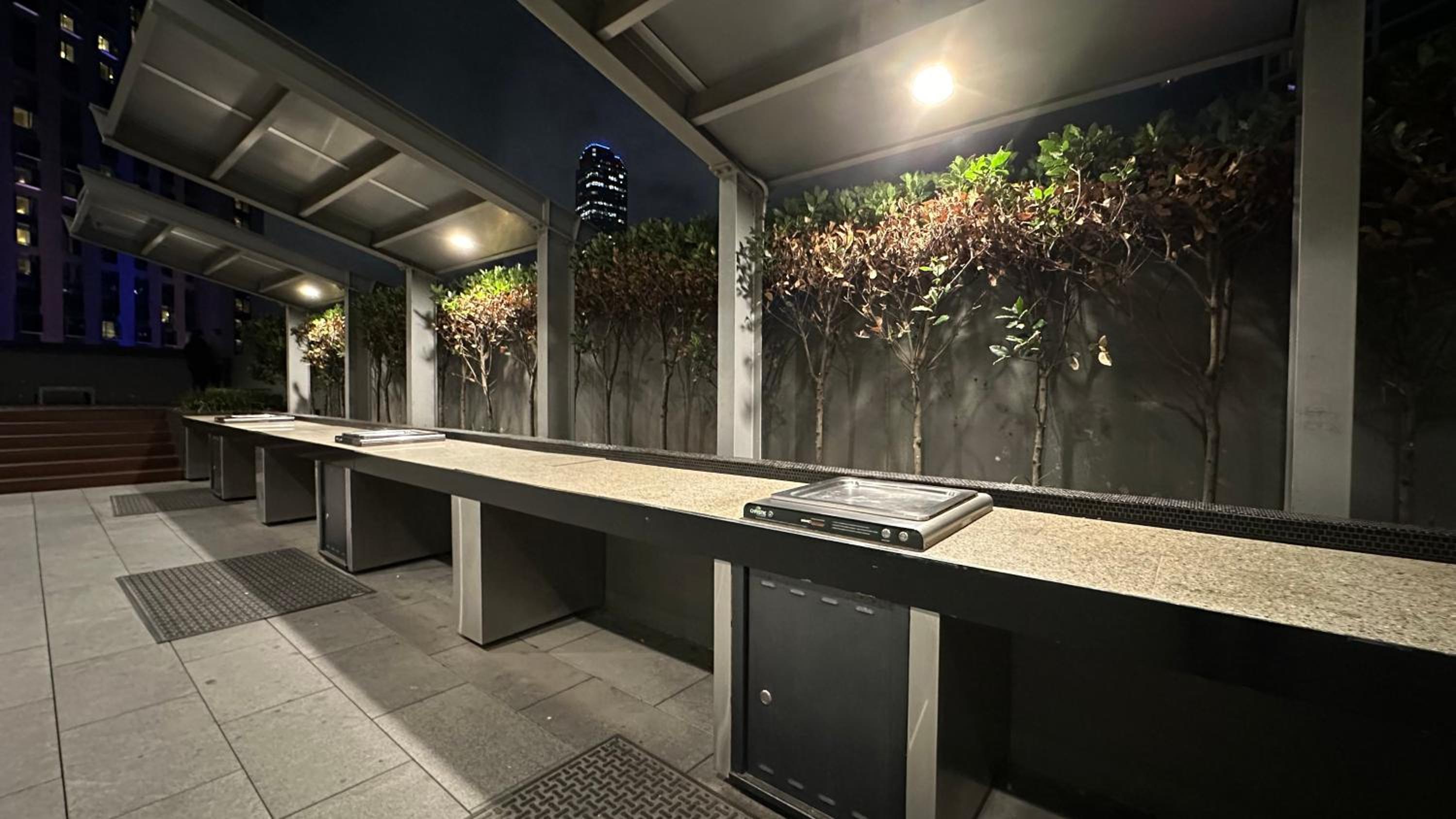 Prima Tower Apartment Face to Crown by GoodLive