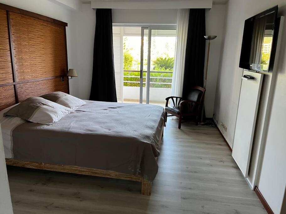 4 star Beachfront Hotel apartment