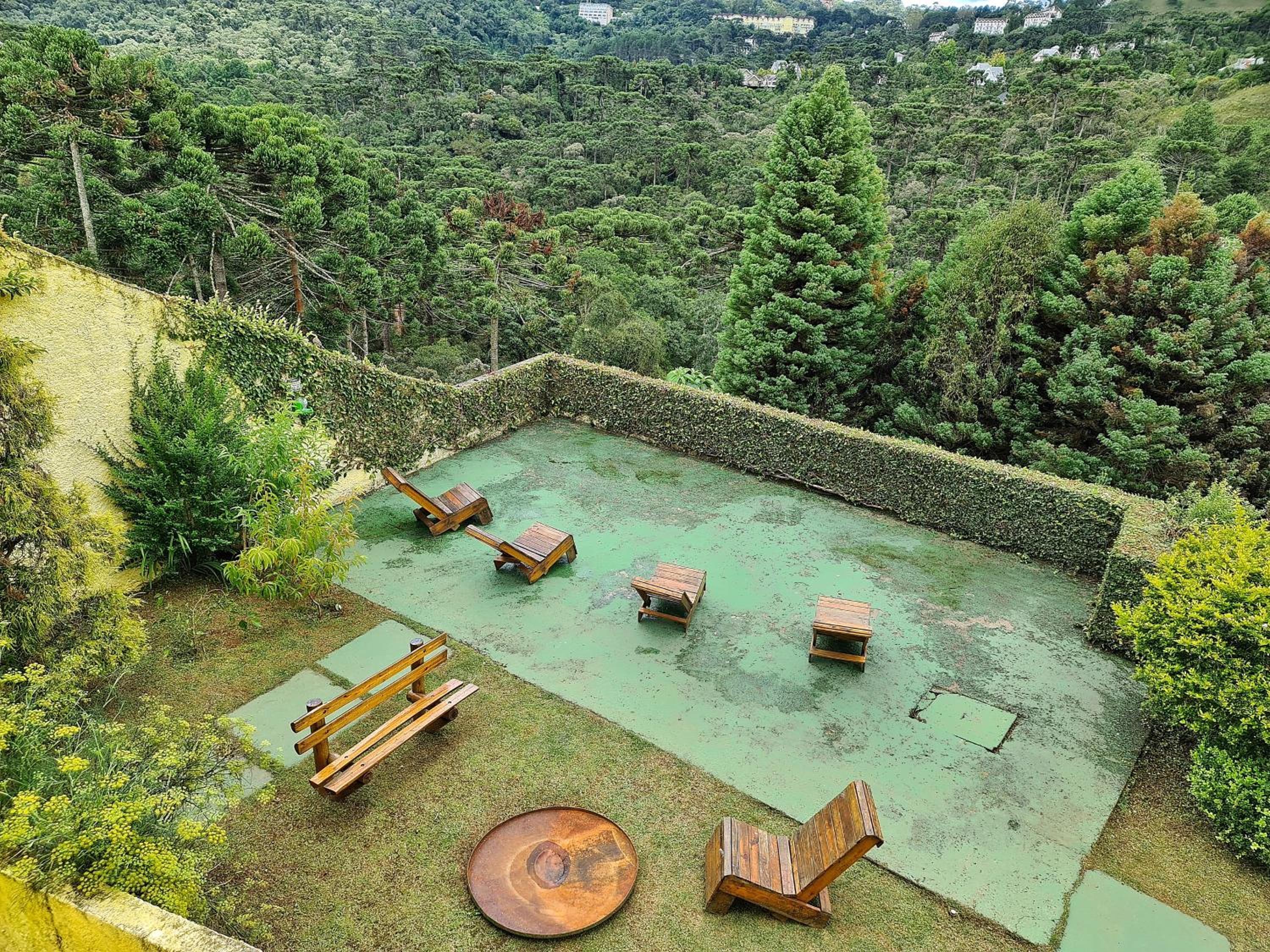 Pousada Casa de Campos Mountain House by Concavus view 2