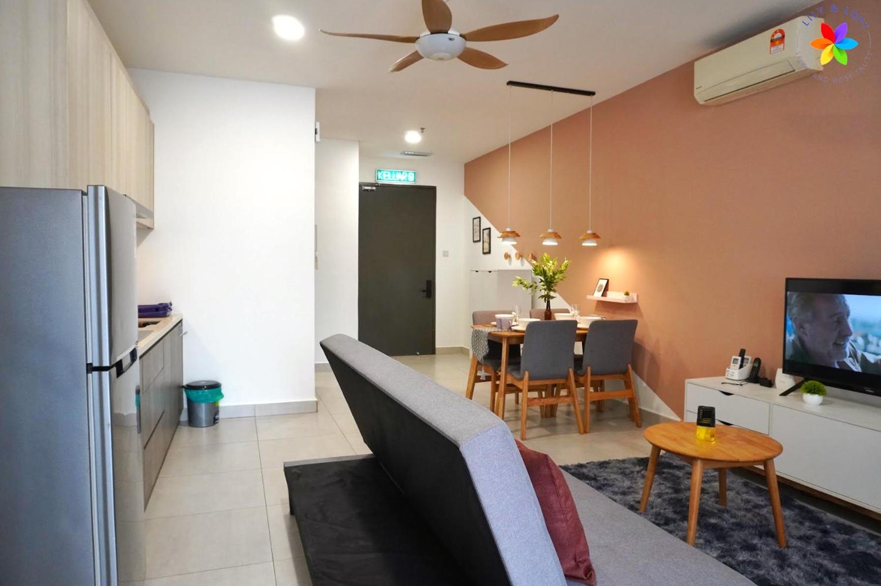 Lily and Loft - Queensville @ Kuala Lumpur - Netflix