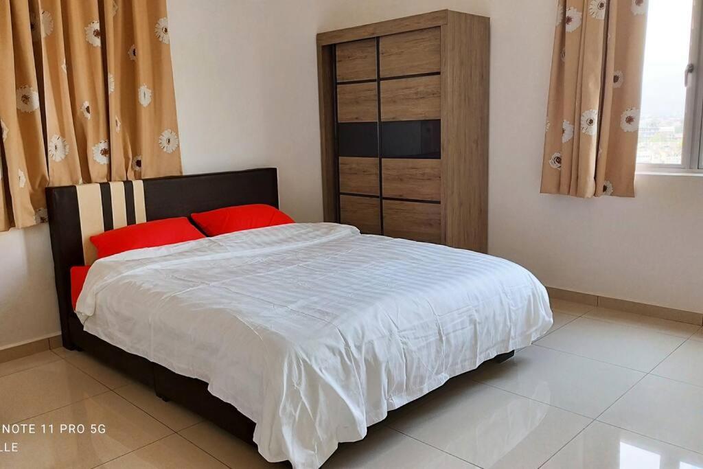 Spaces 3bed Room New Condo @ Kg Paloh Ipoh view 2