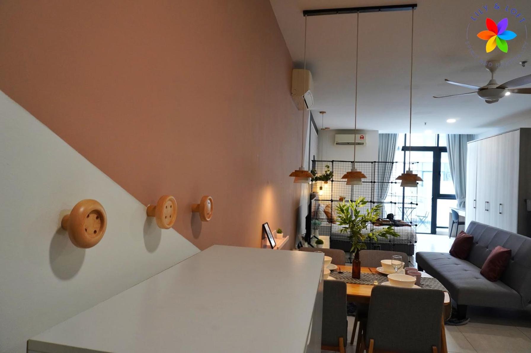 Lily and Loft - Queensville @ Kuala Lumpur - Netflix