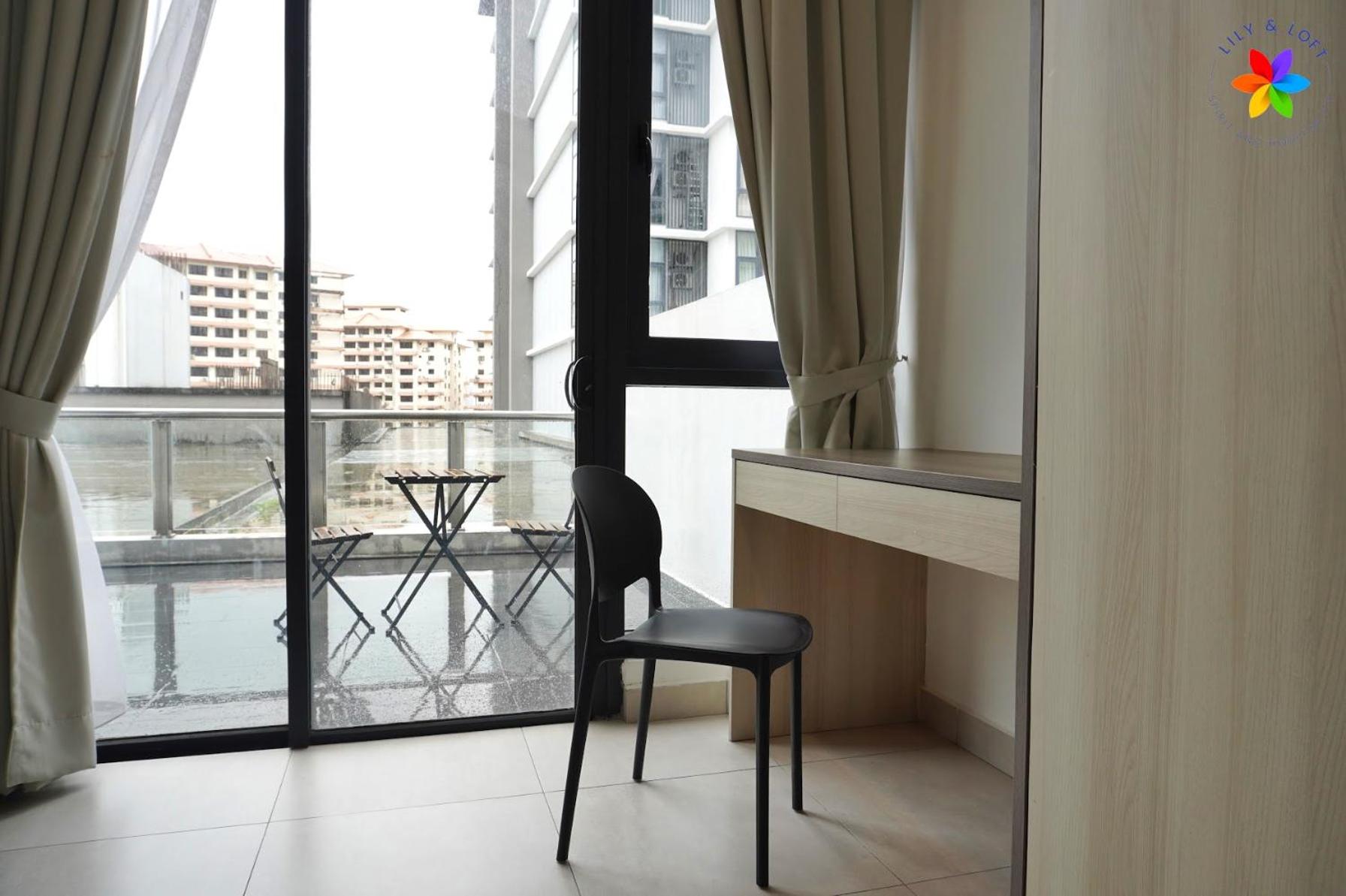 Lily and Loft - Queensville @ Kuala Lumpur - Netflix