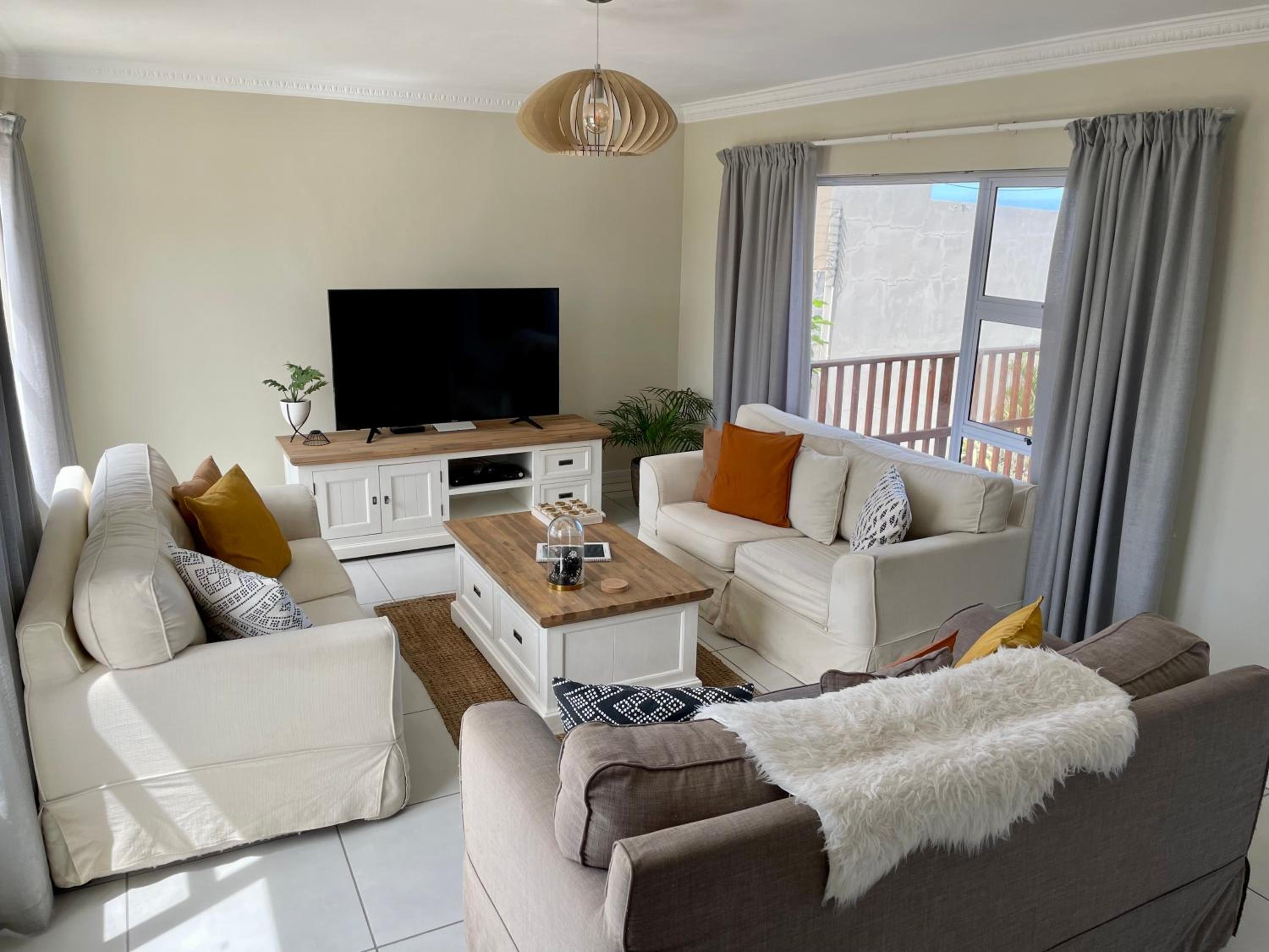 'On Point' Beach House - Jeffreys Bay view 5