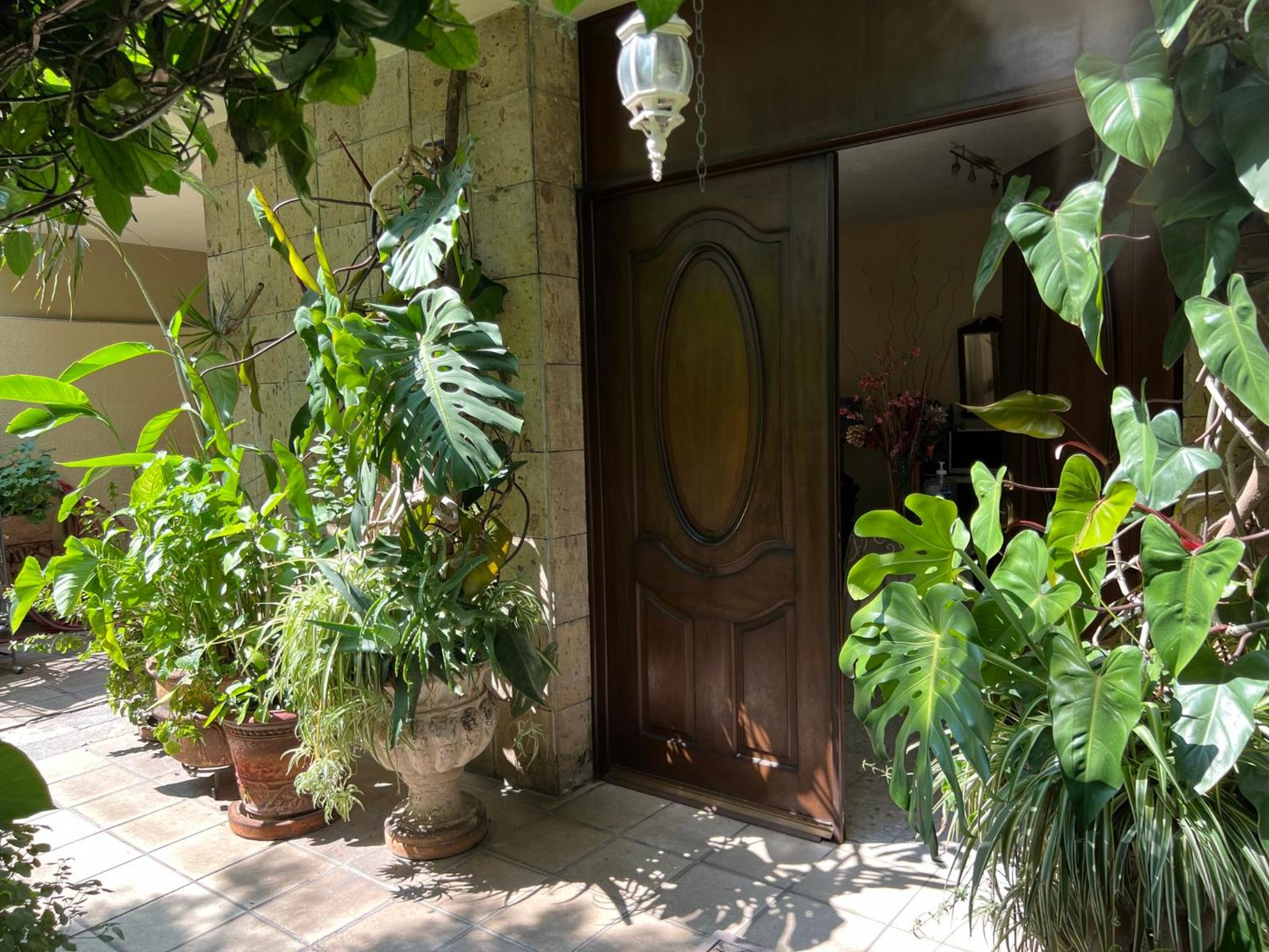 Dickinson Guest House, Guadalajara Expo
