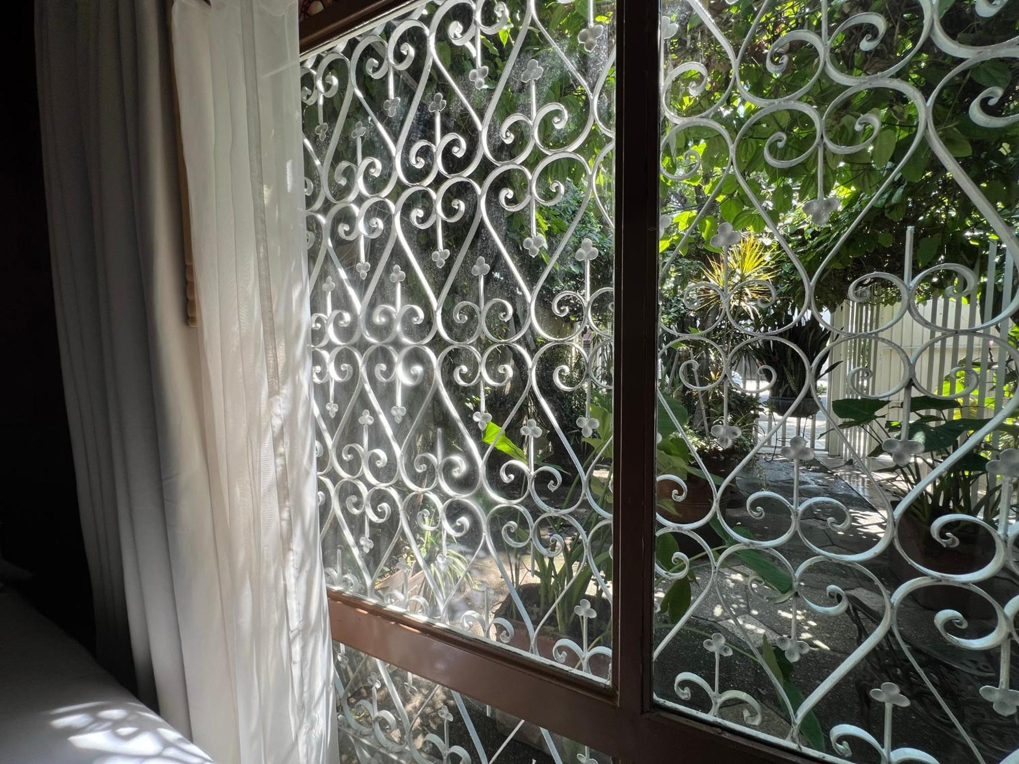 Dickinson Guest House, Guadalajara Expo