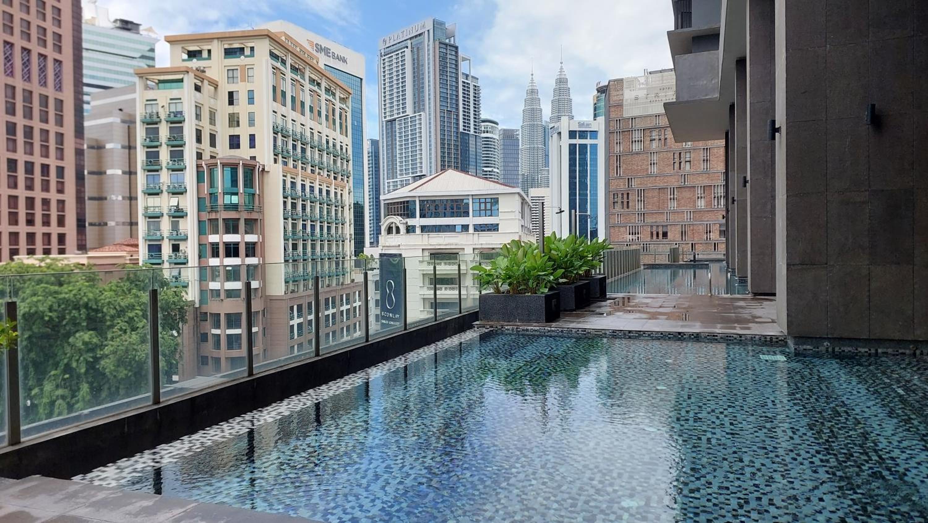 Anggun Presidential Suites