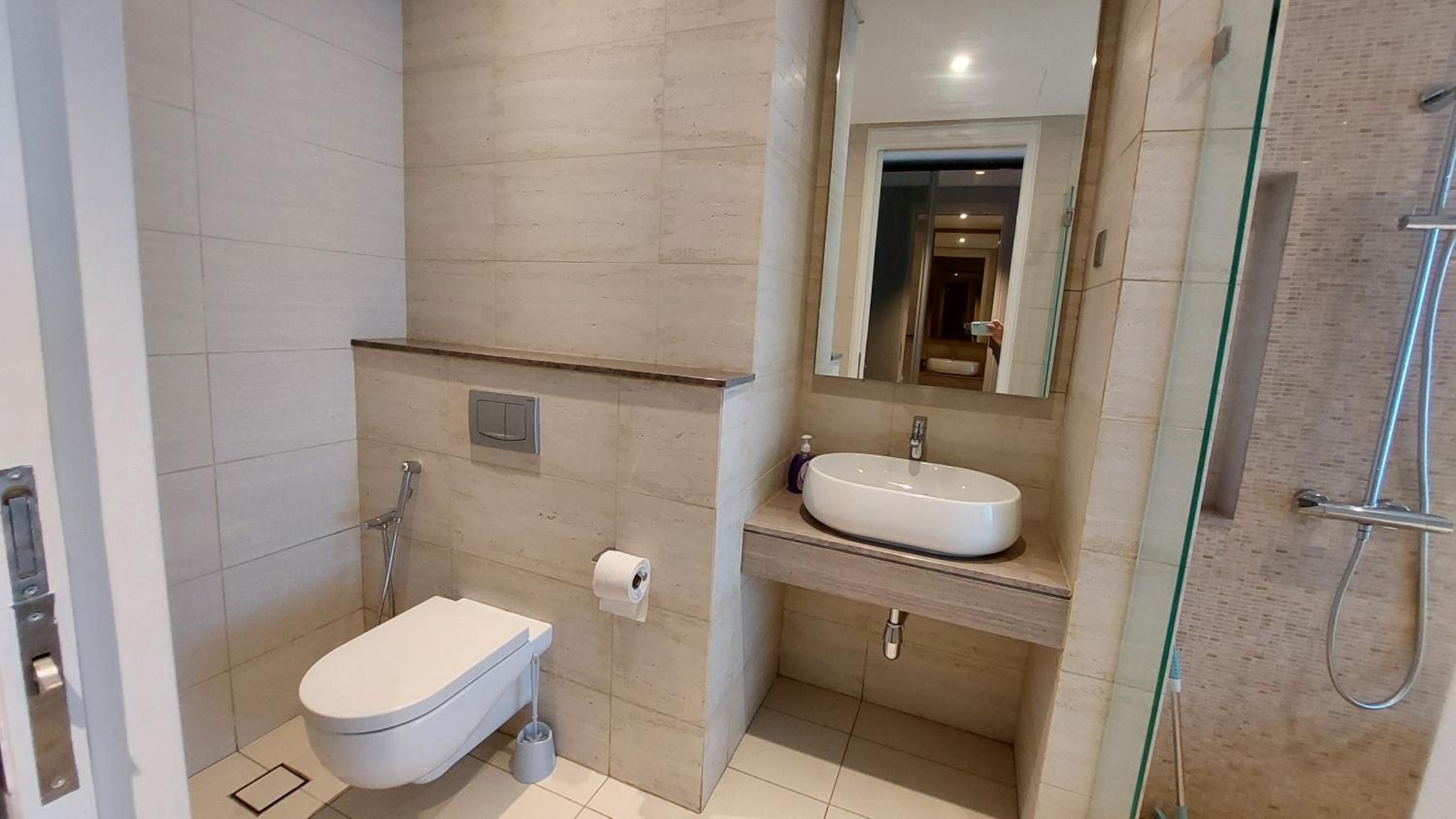 Anggun Presidential Suites