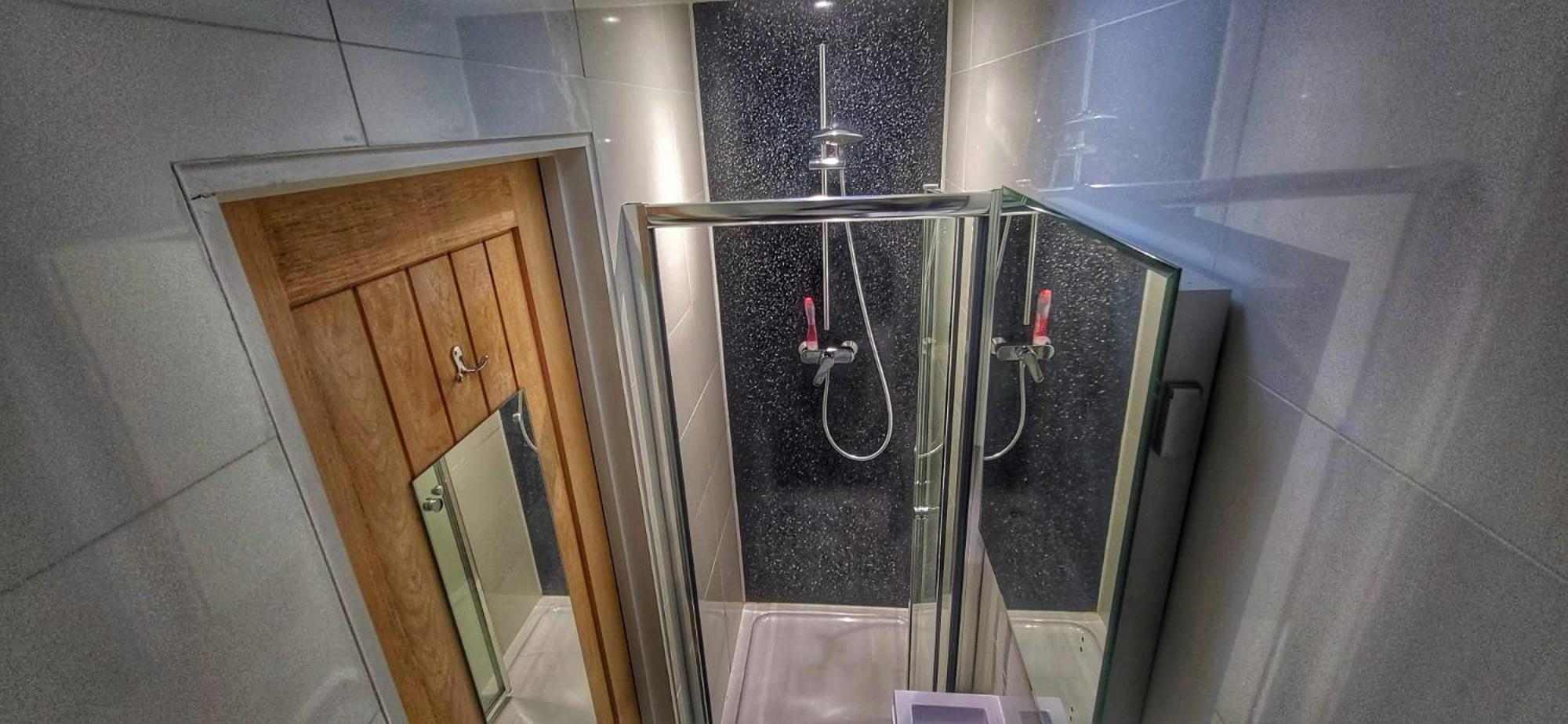 Deepcut Lodge Bed & Breakfast Self Service