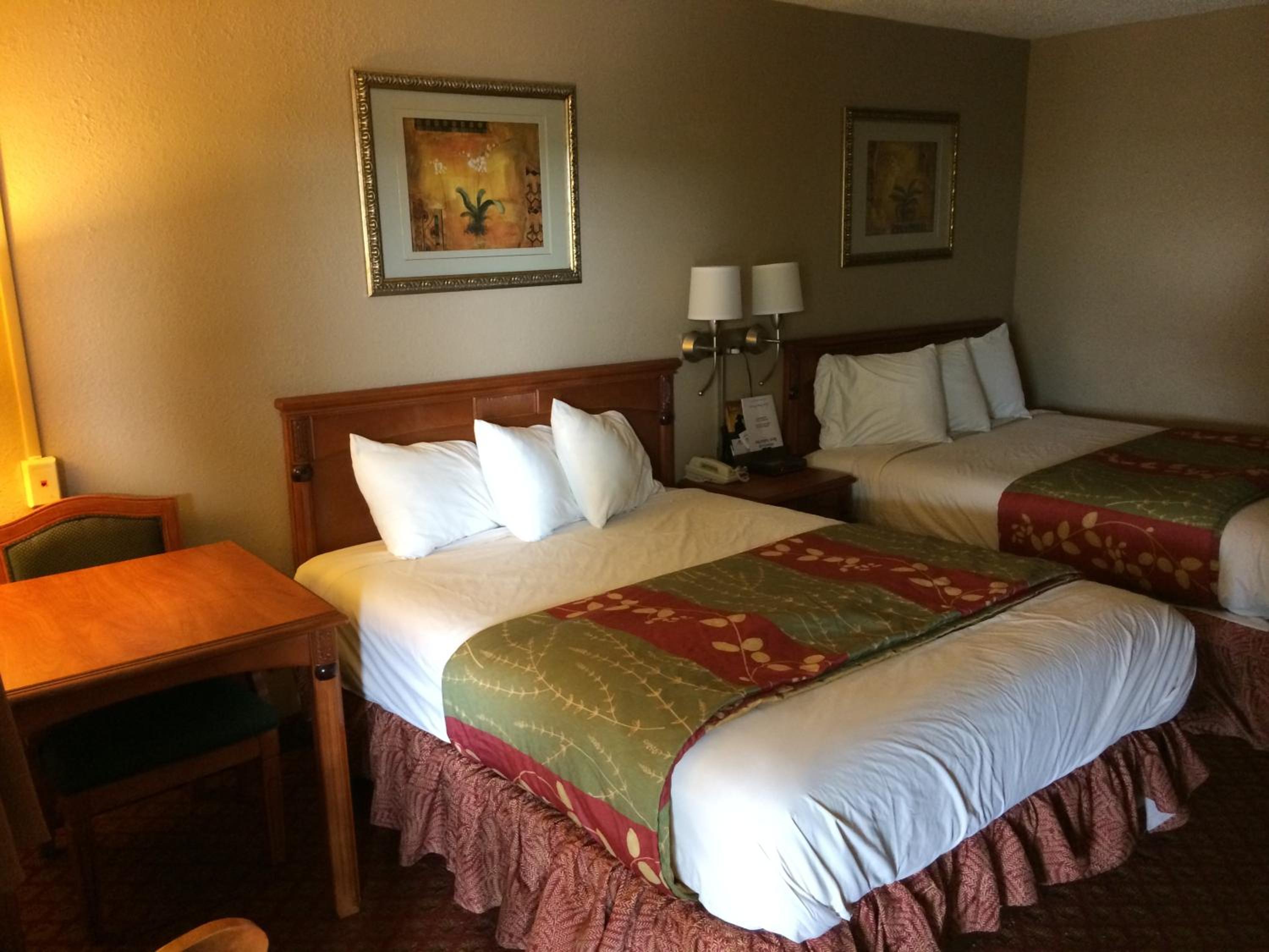 Stephenville Vacations - Americas Best Value Inn Crosstimbers - Property Image 3