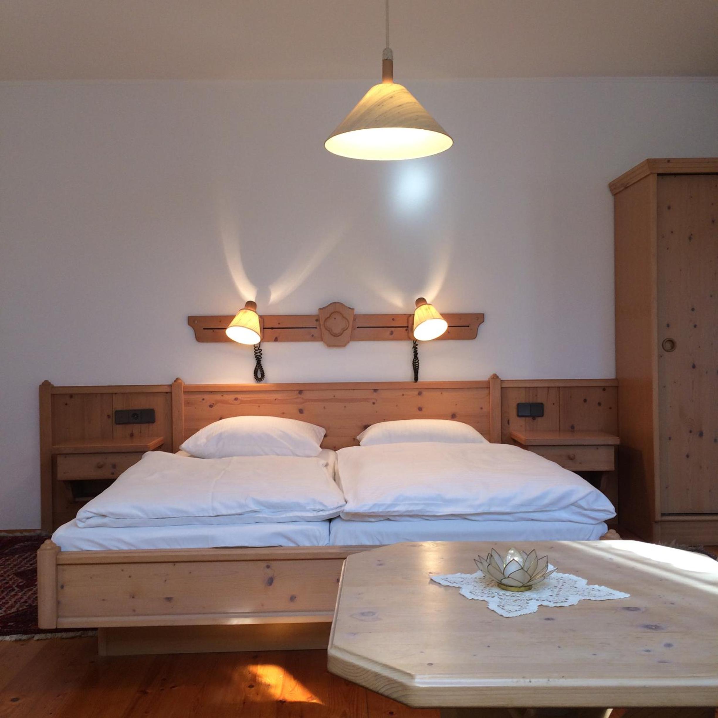 Pension Buch, Bed and Breakfast