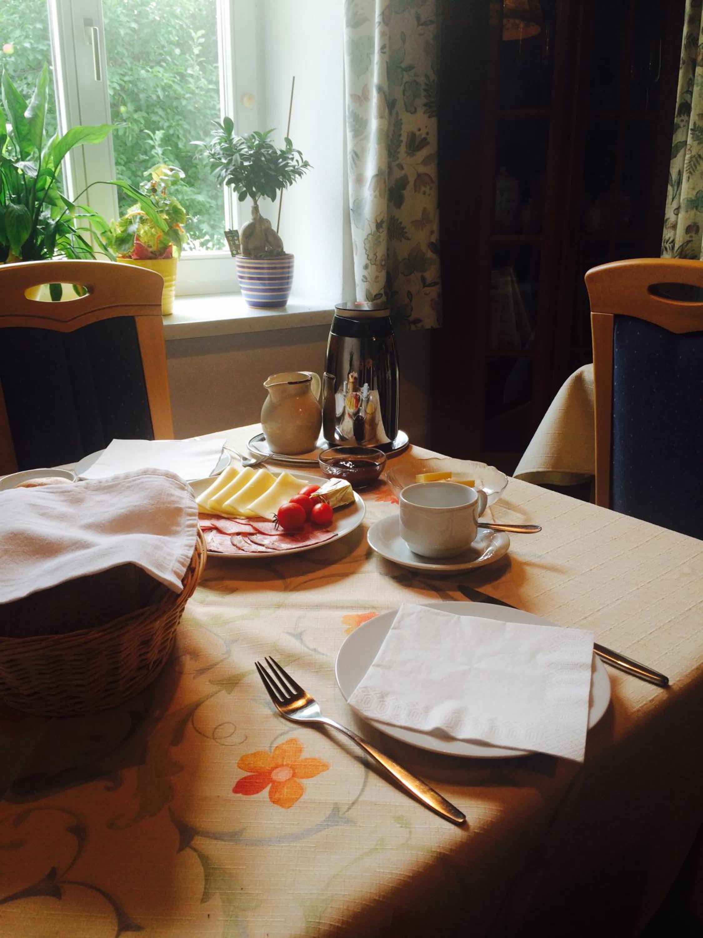 Pension Buch, Bed and Breakfast