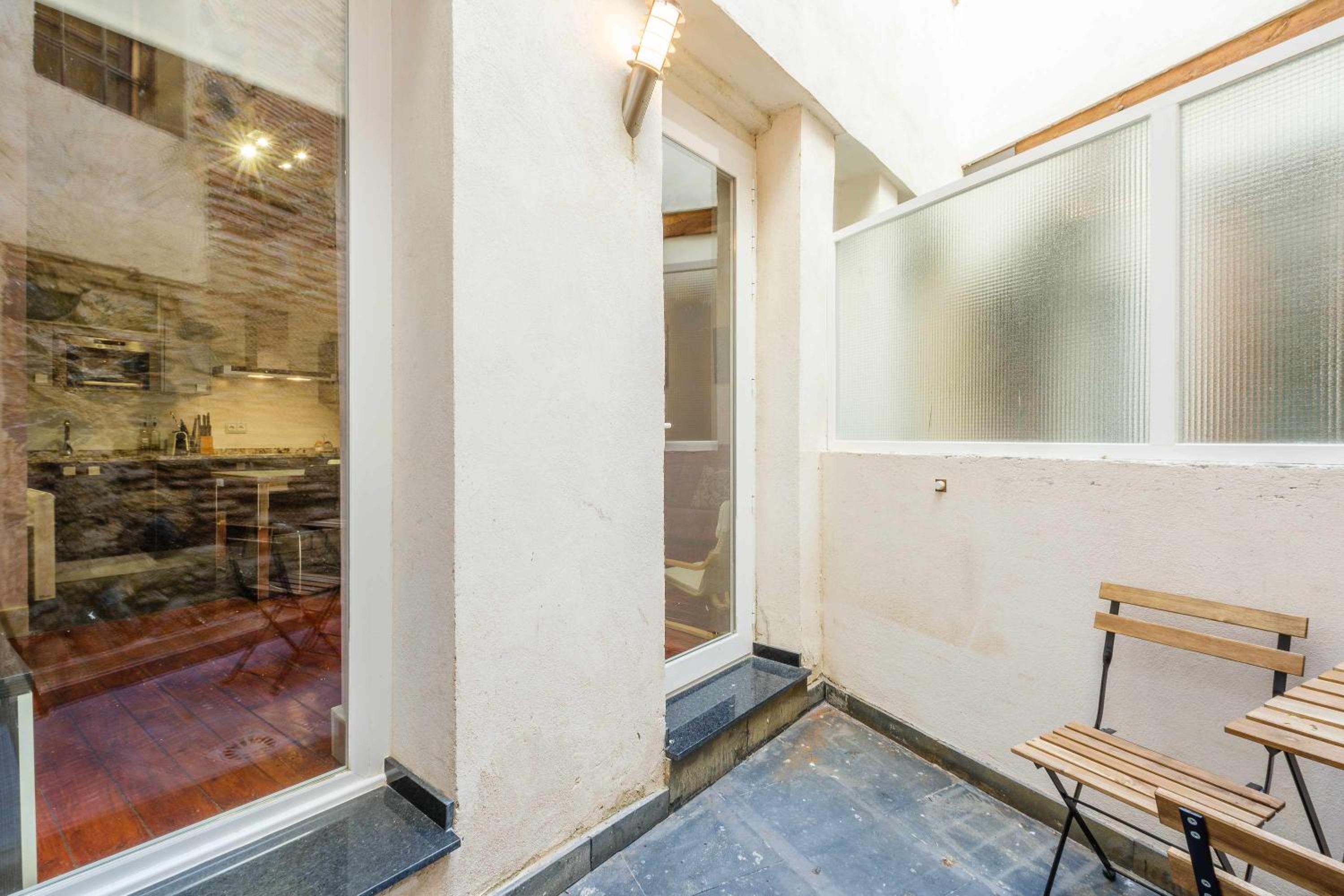 Apartamento con patio junto a la Catedral by Toledo AP