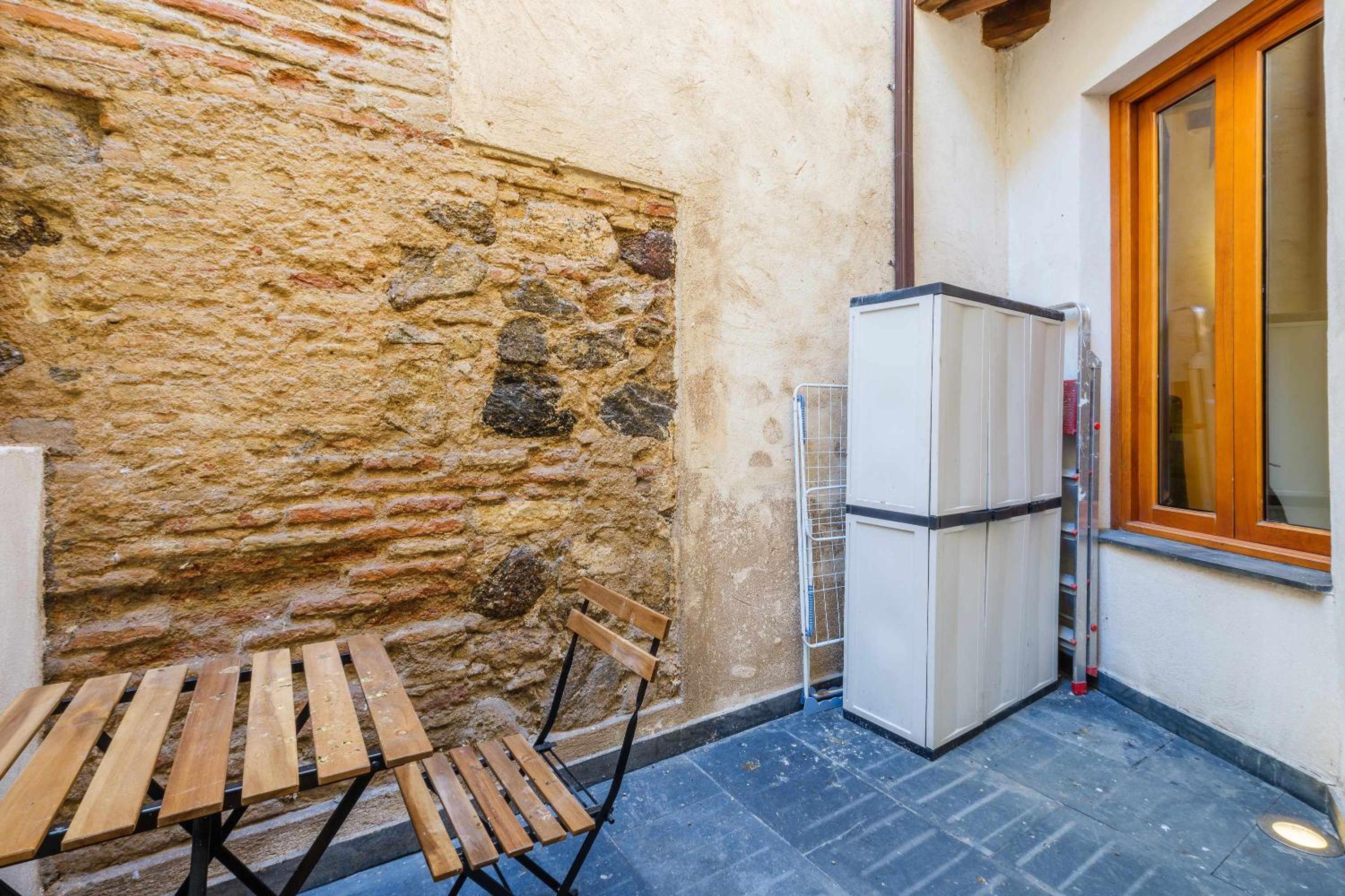 Apartamento con patio junto a la Catedral by Toledo AP