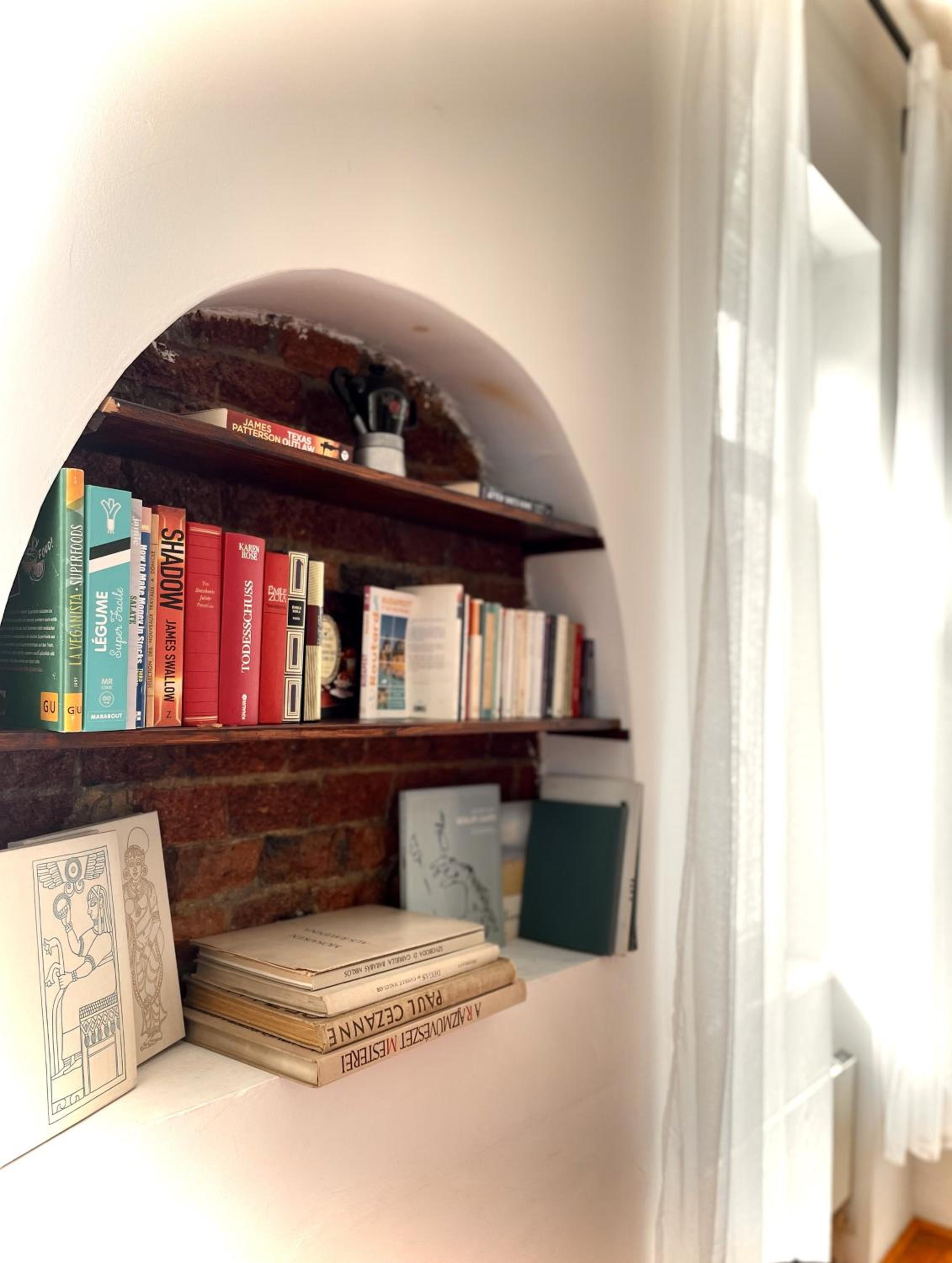 Eotvos 25 Apartment