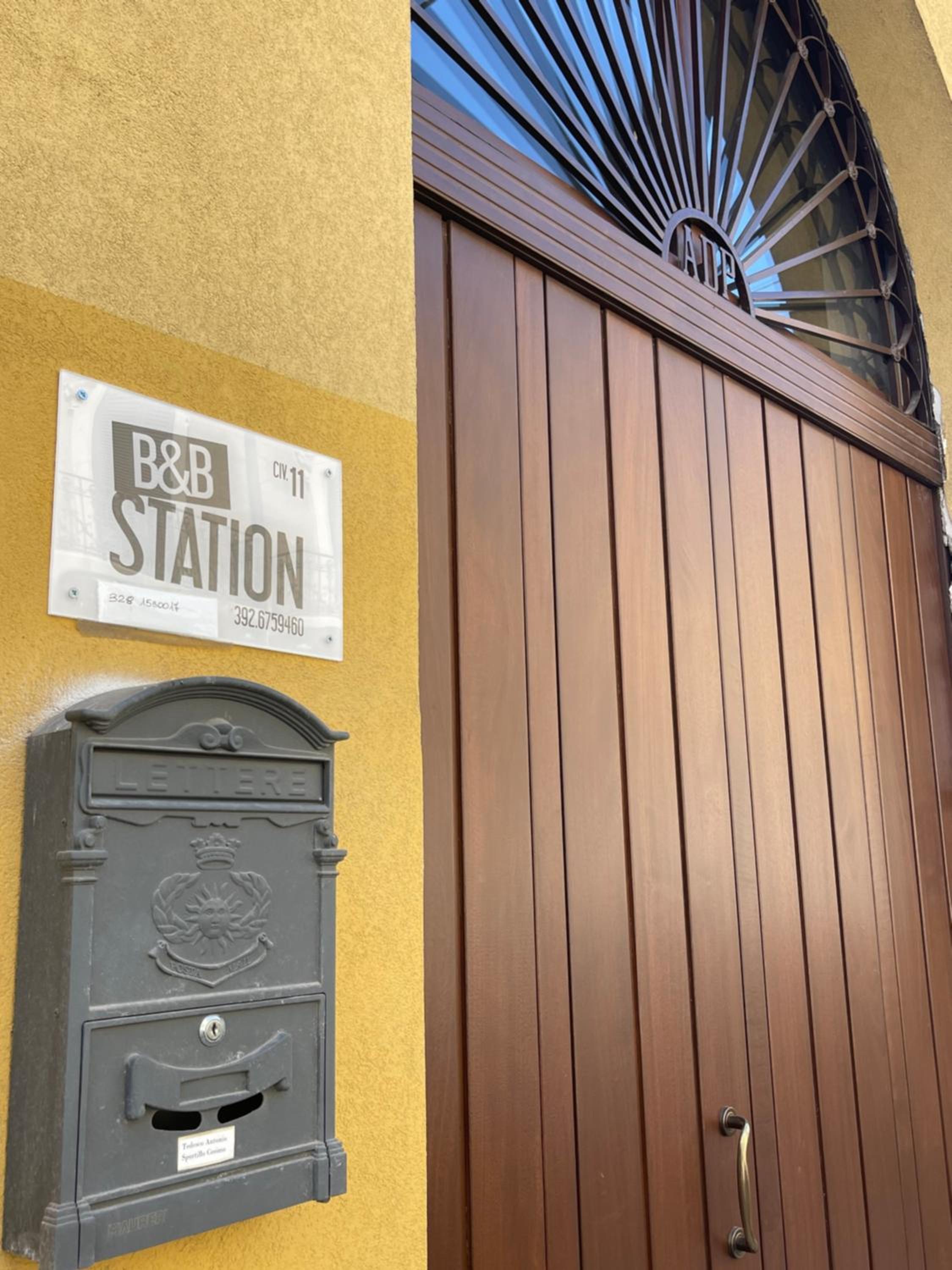 Bed and Breakfast Station