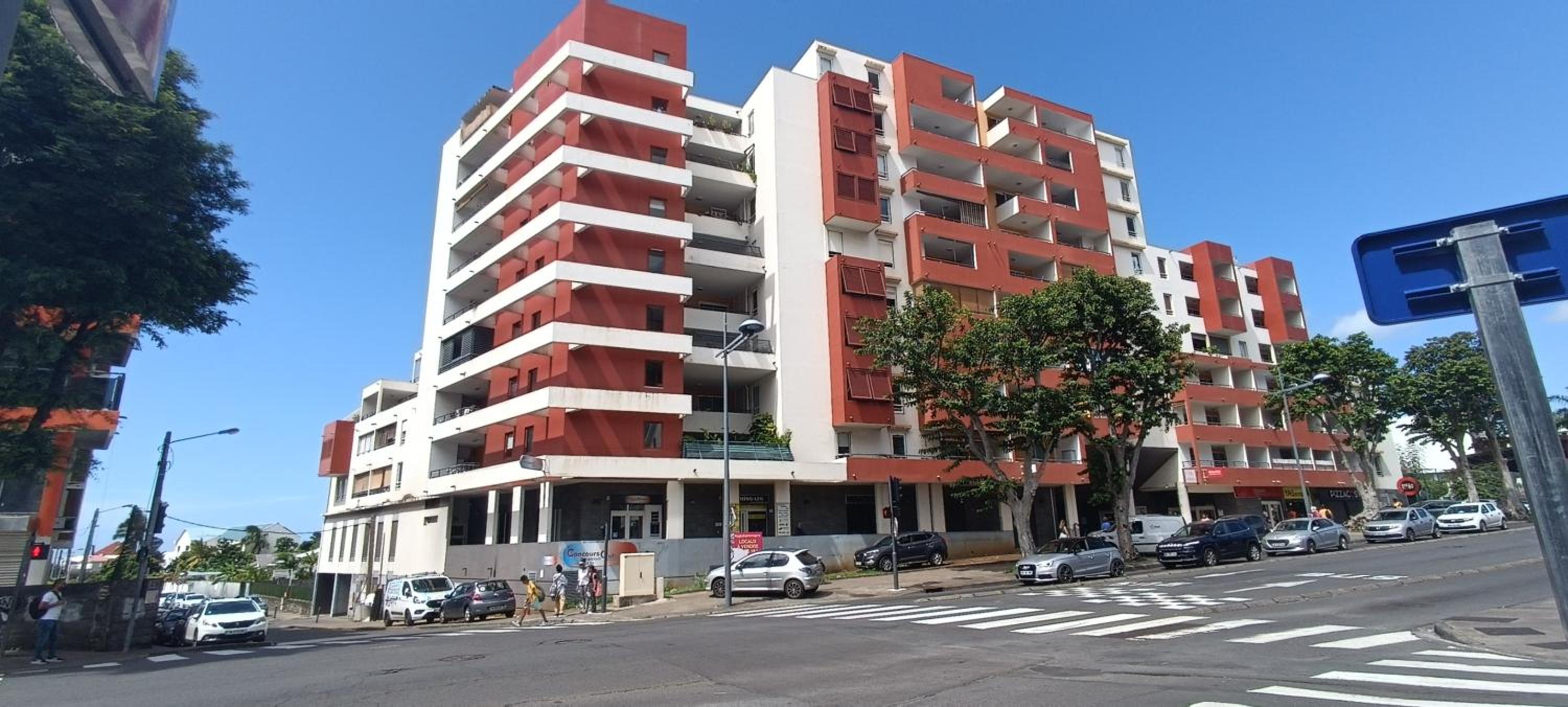 Le Petit Ecrin - Centre-ville et vue montagne