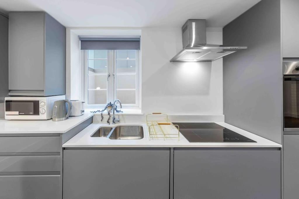 Holiday Home Sleep 8 Central london 9elms
