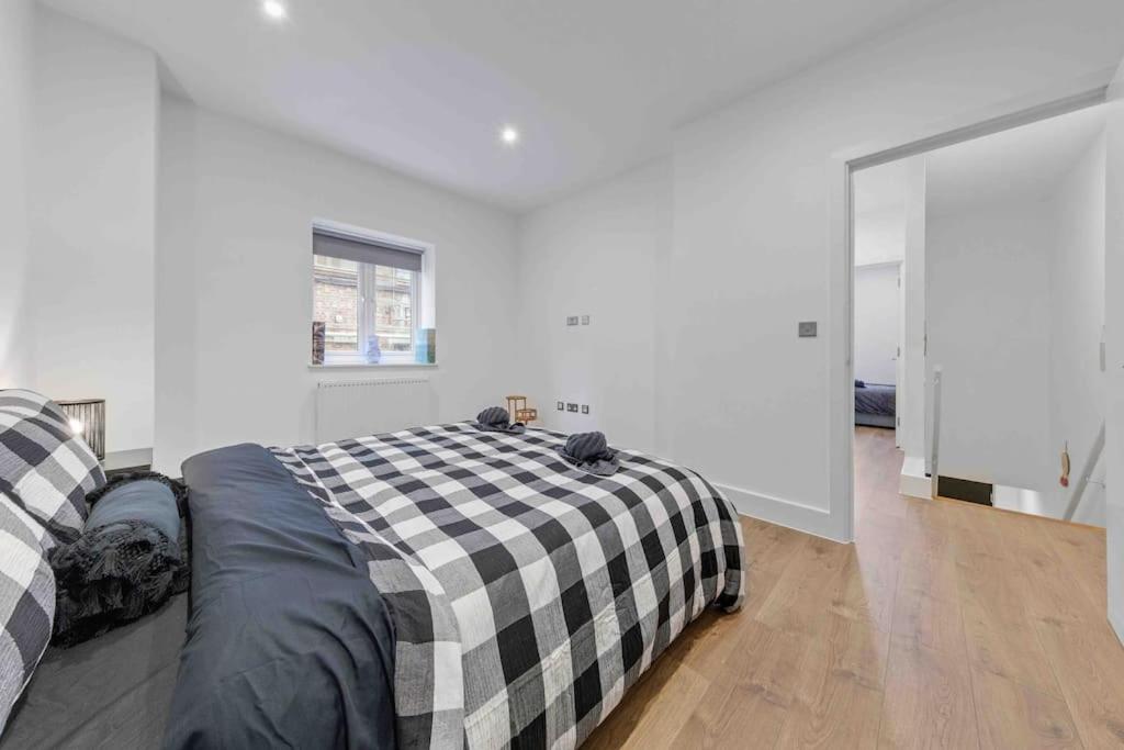 Holiday Home Sleep 8 Central london 9elms