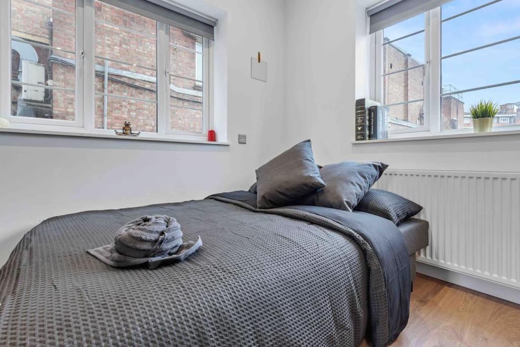 Holiday Home Sleep 8 Central london 9elms